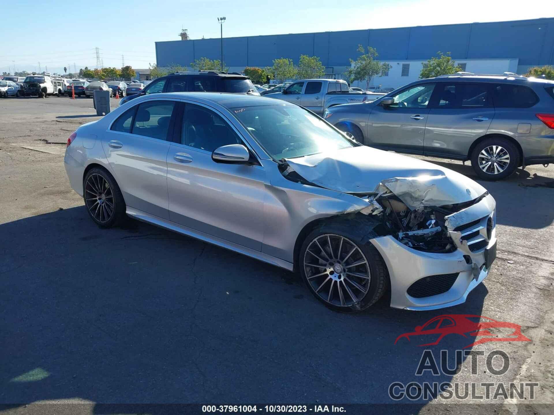 MERCEDES-BENZ C 300 2017 - 55SWF4JB8HU184776