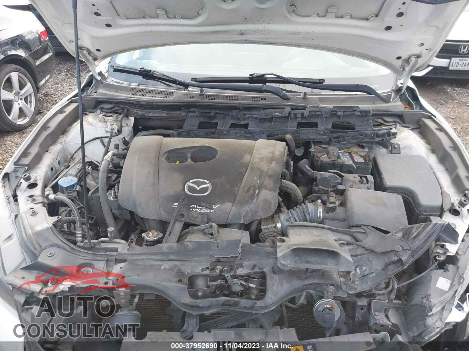 MAZDA 3 2017 - 3MZBN1U74HM101331