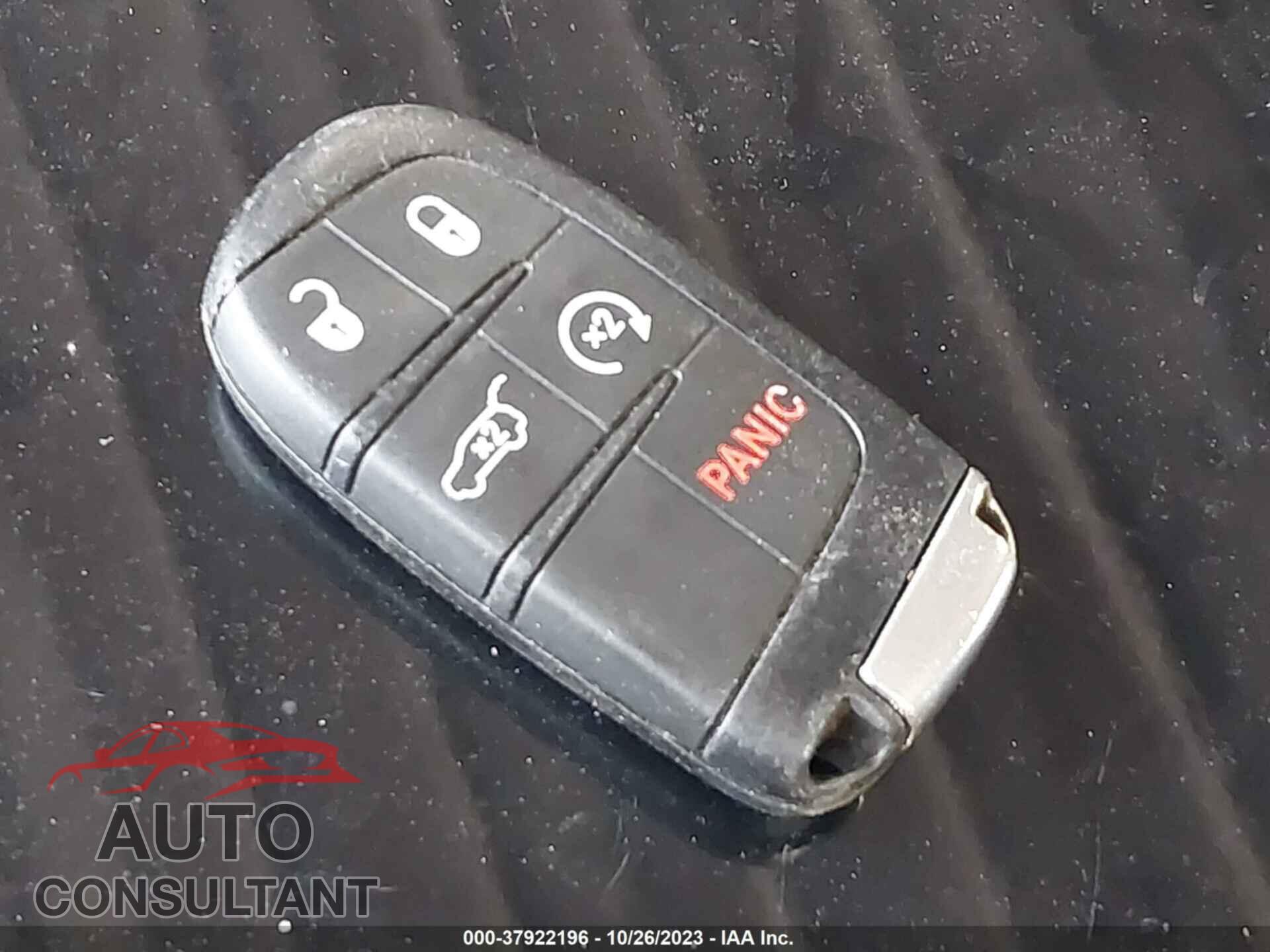 DODGE DURANGO 2017 - 1C4RDJDG8HC719855