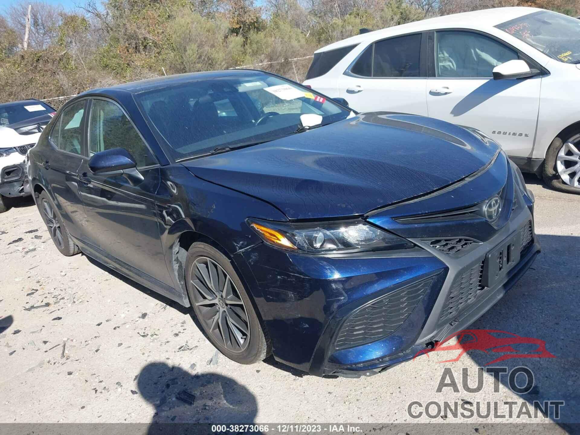 TOYOTA CAMRY 2021 - 4T1G11AKXMU523120