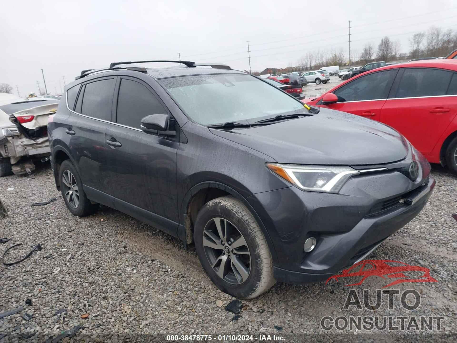 TOYOTA RAV4 2018 - JTMRFREVXJJ213693