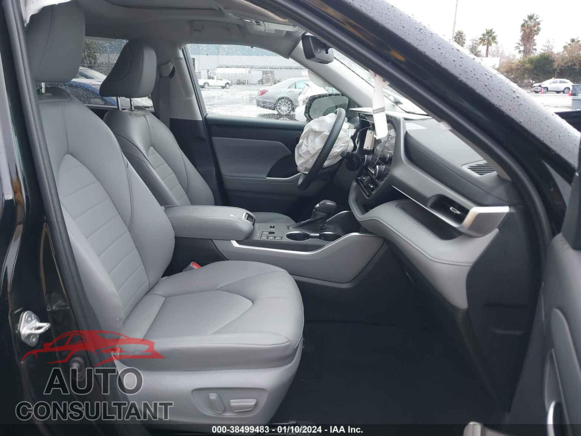 TOYOTA HIGHLANDER 2023 - 5TDKBRCH6PS563473