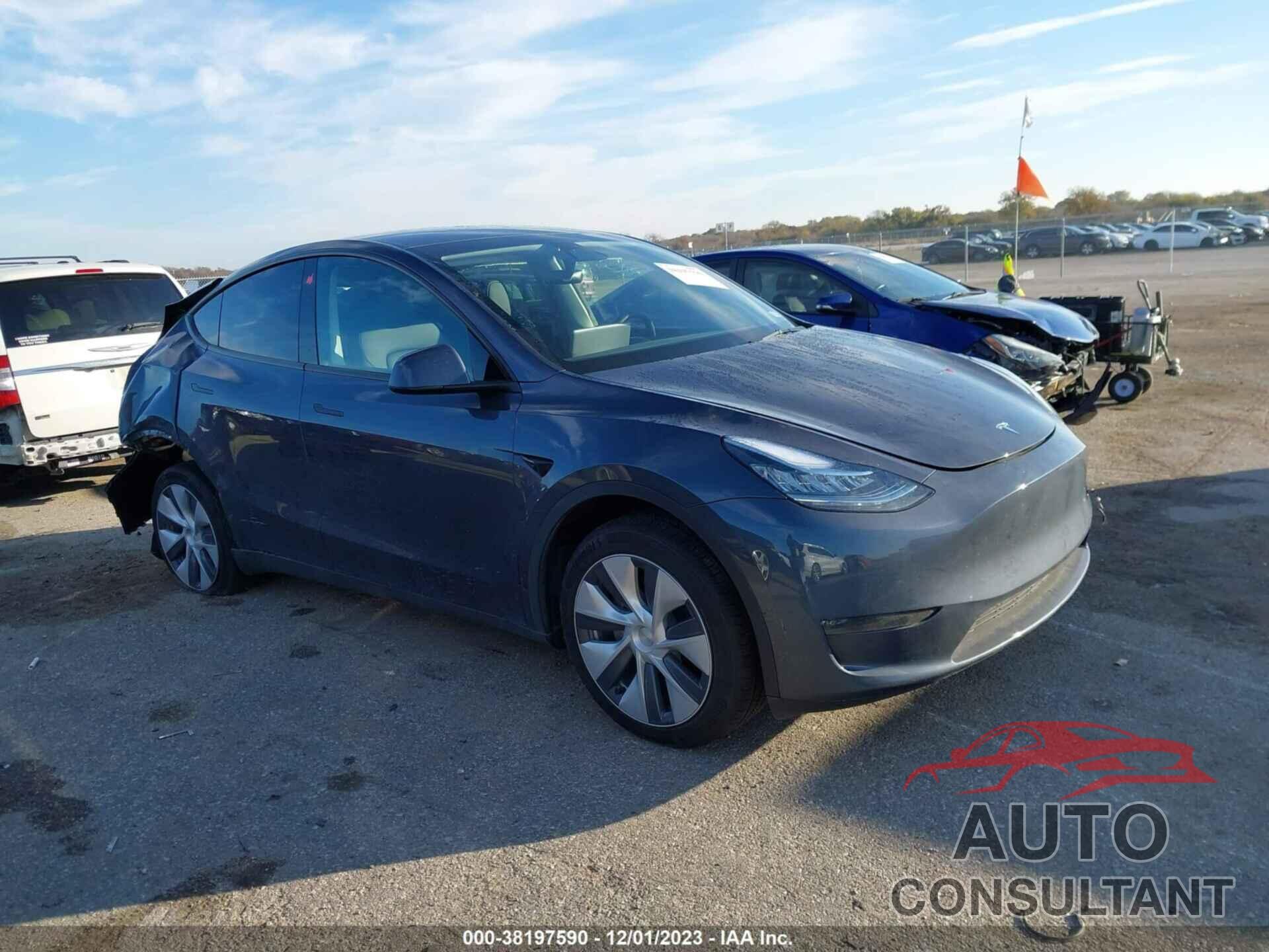 TESLA MODEL Y 2023 - 7SAYGDEF7PA049856