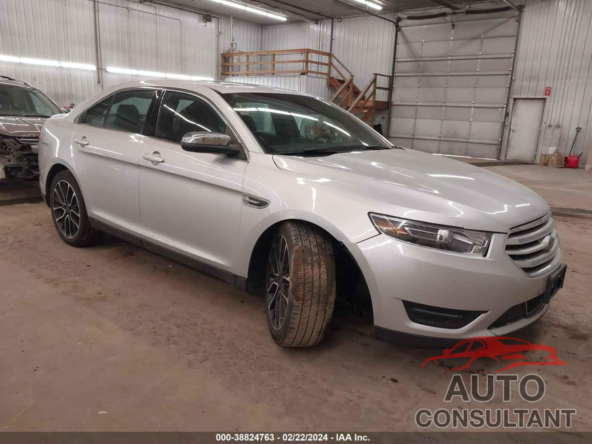 FORD TAURUS 2017 - 1FAHP2J8XHG124445