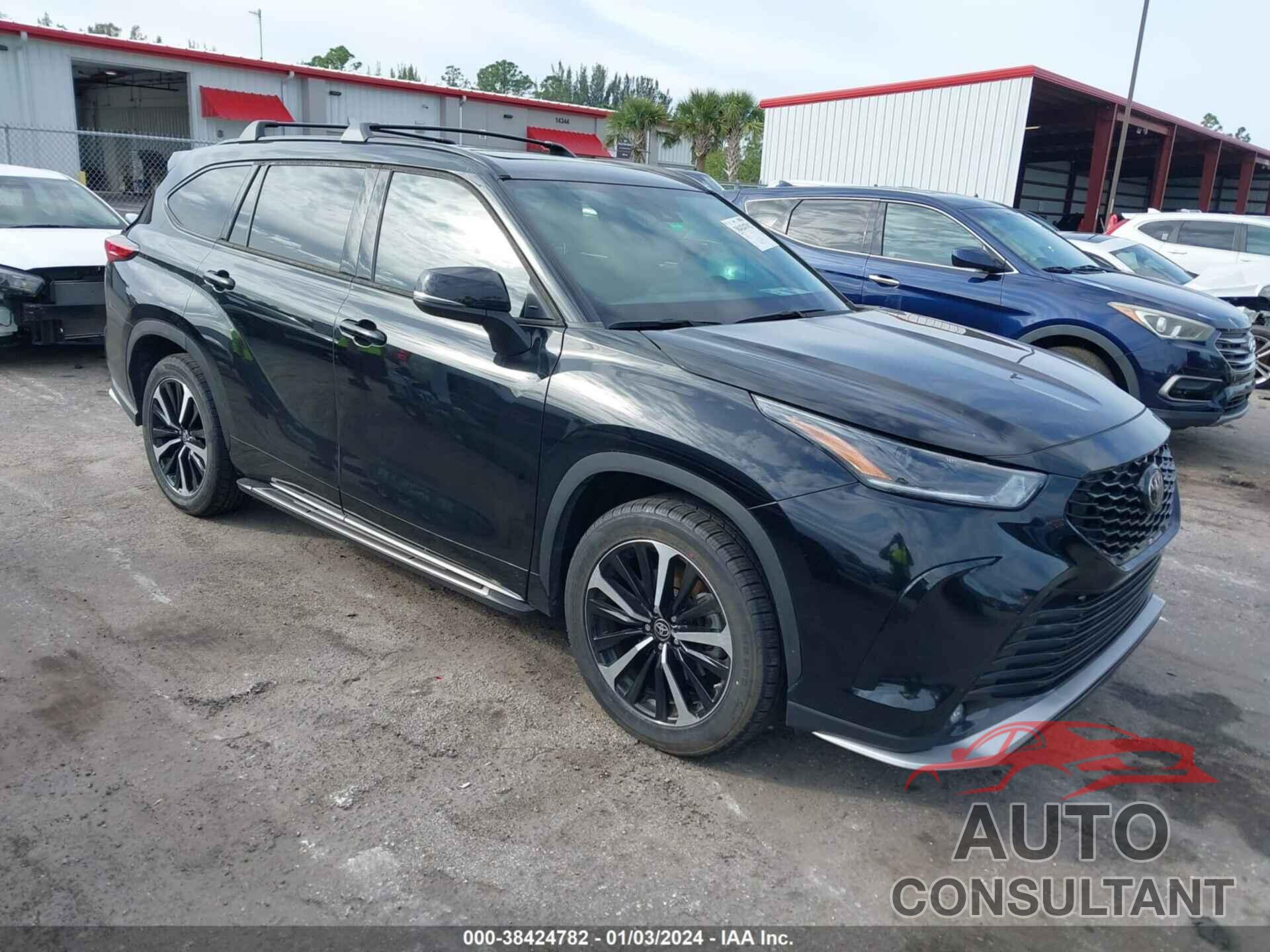 TOYOTA HIGHLANDER 2022 - 5TDLZRAH6NS100068