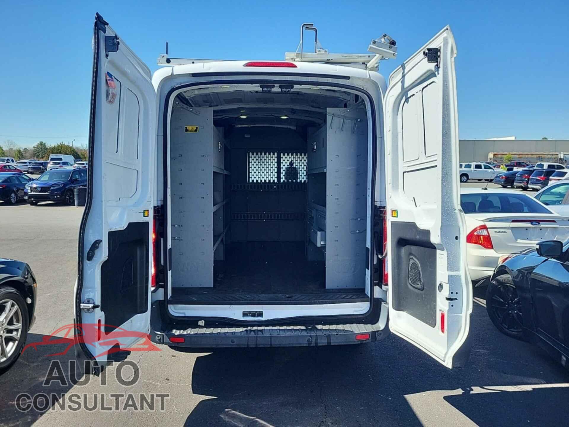 FORD TRANSIT 2017 - 1FTYE2CM4HKB48330