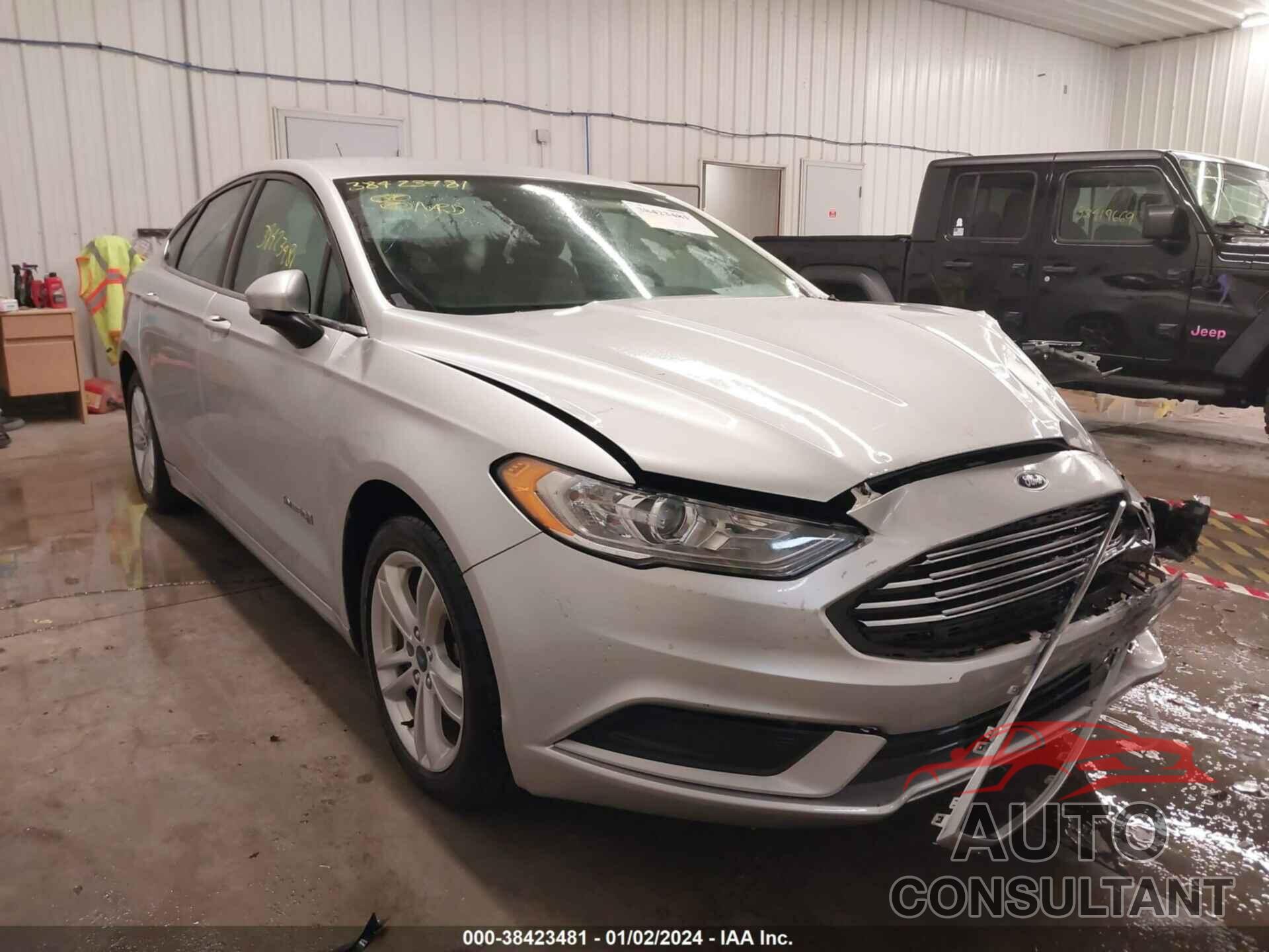 FORD FUSION HYBRID 2018 - 3FA6P0LU7JR172182