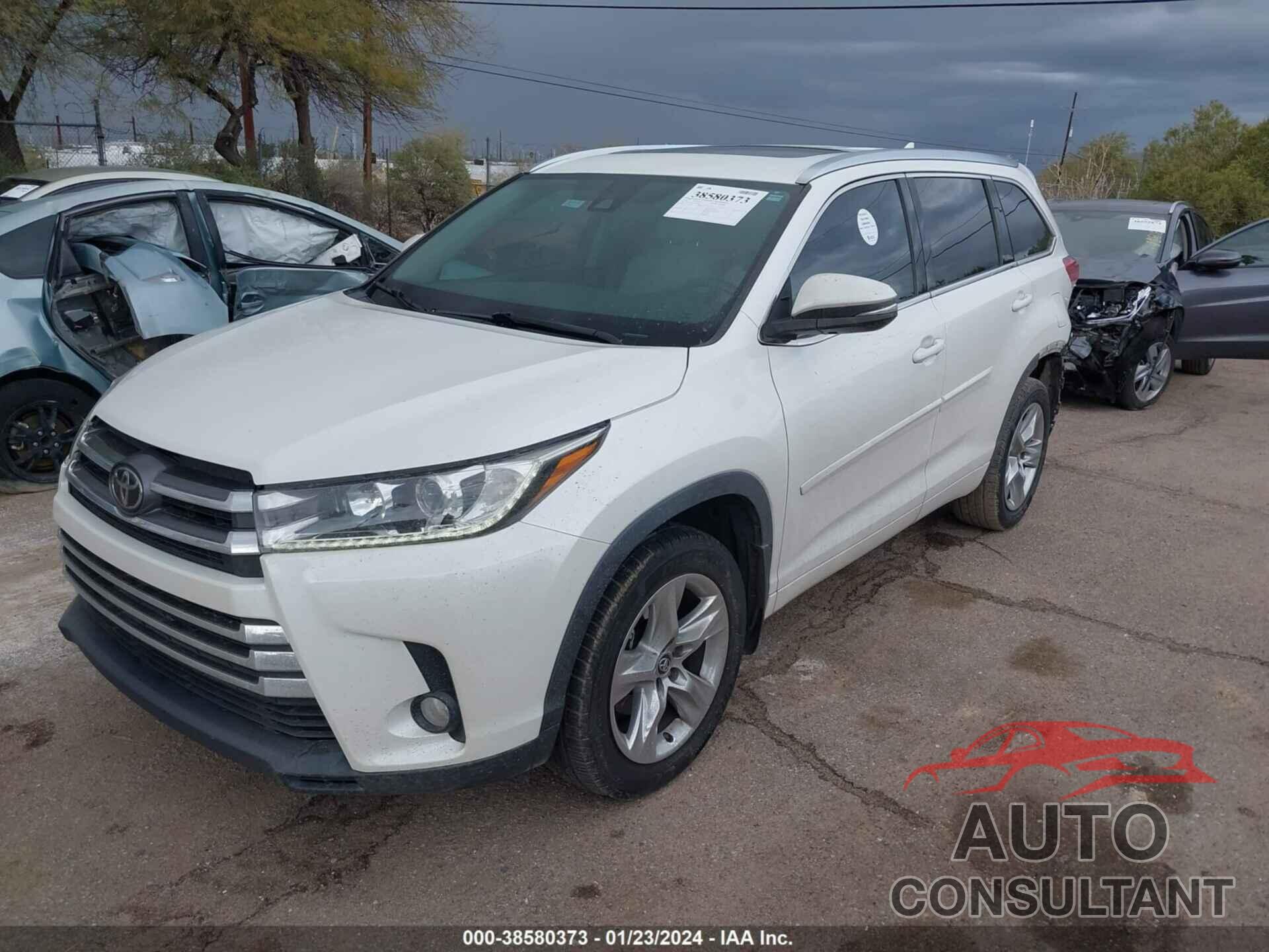 TOYOTA HIGHLANDER 2018 - 5TDYZRFH3JS285642