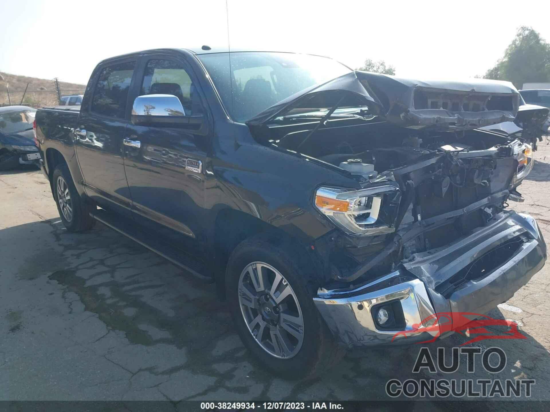 TOYOTA TUNDRA 2019 - 5TFAY5F18KX837406