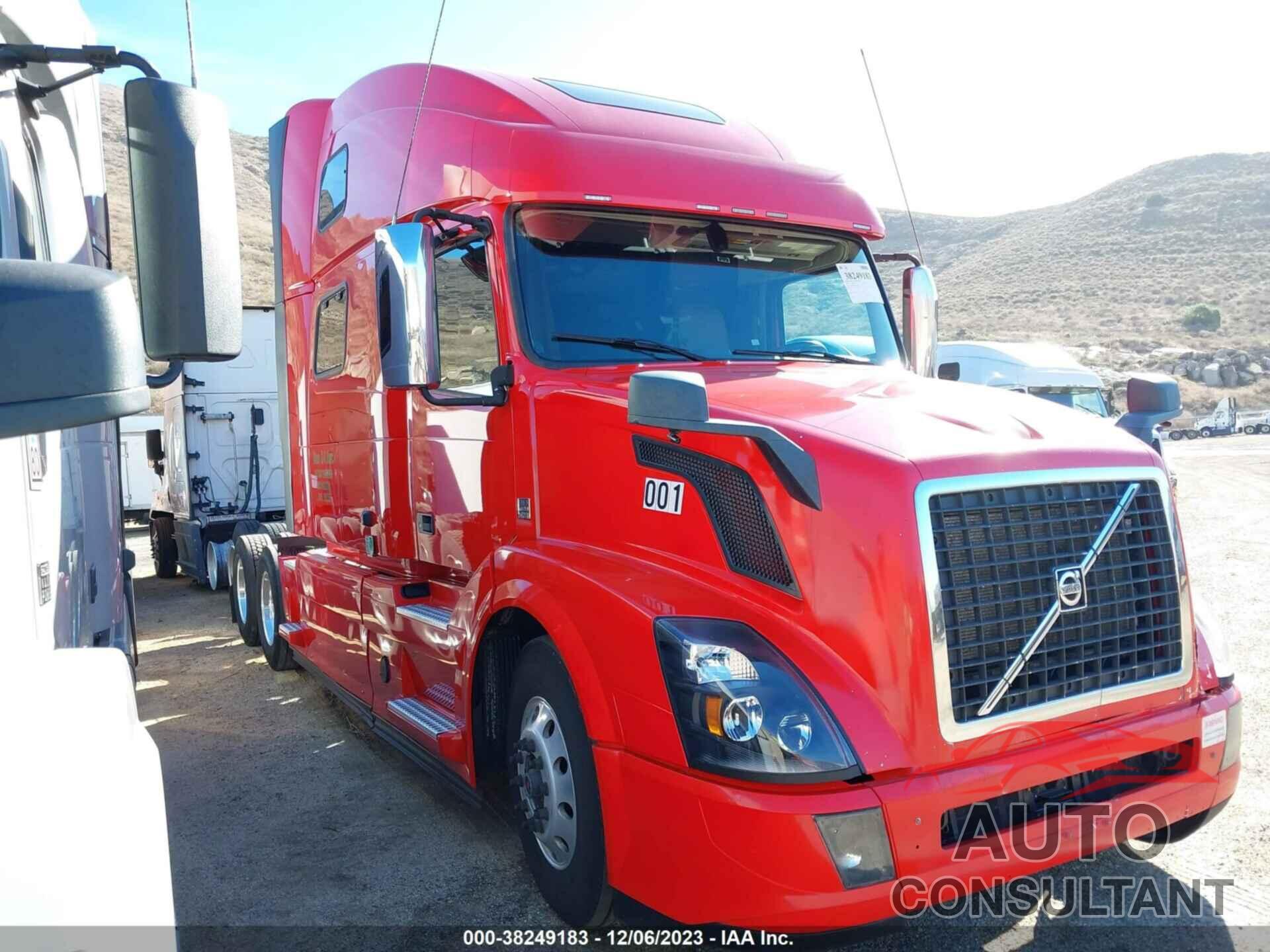 VOLVO VNL 2018 - 4V4NC9EH5JN895722