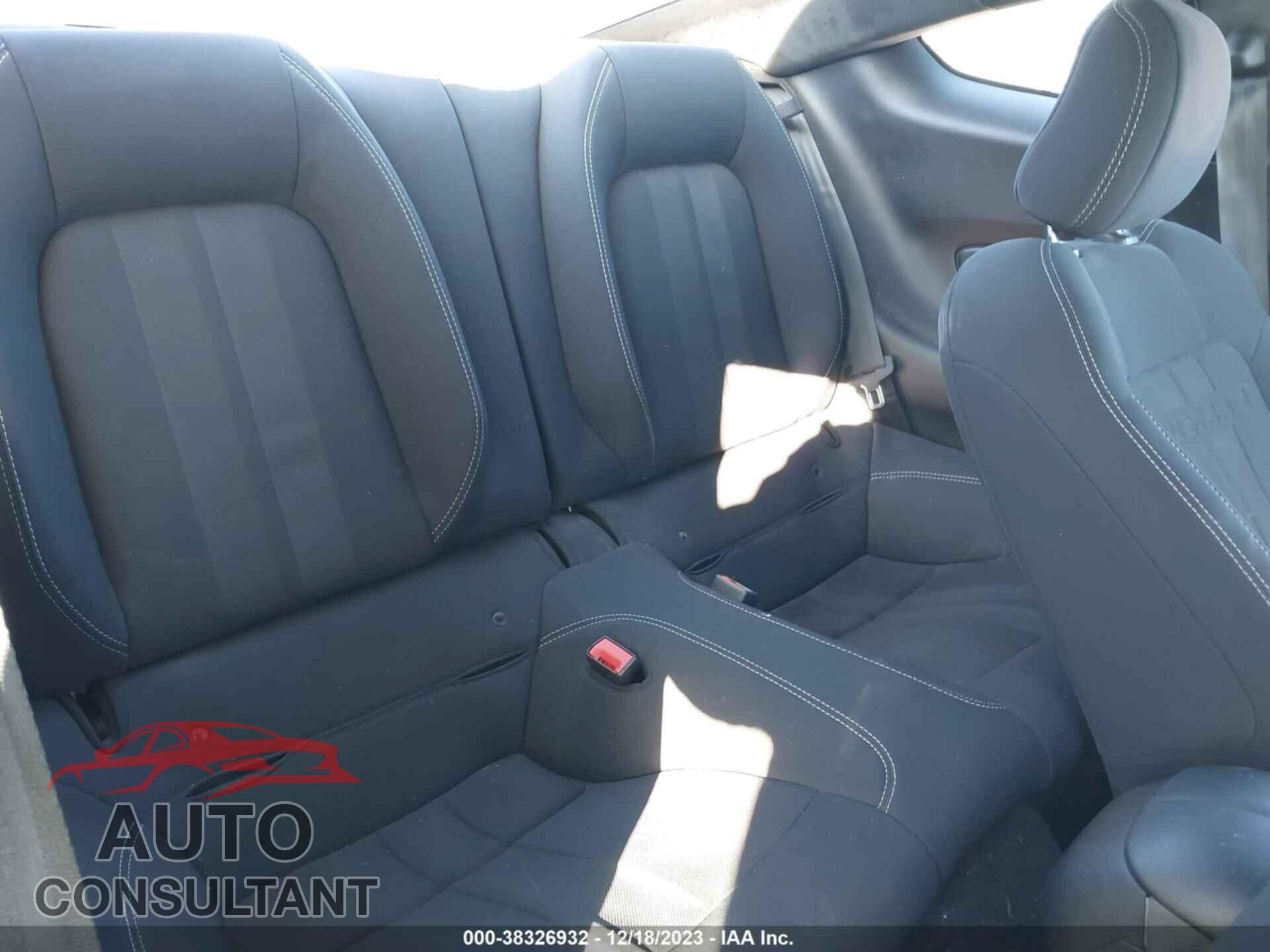 FORD MUSTANG 2020 - 1FA6P8TH7L5104021