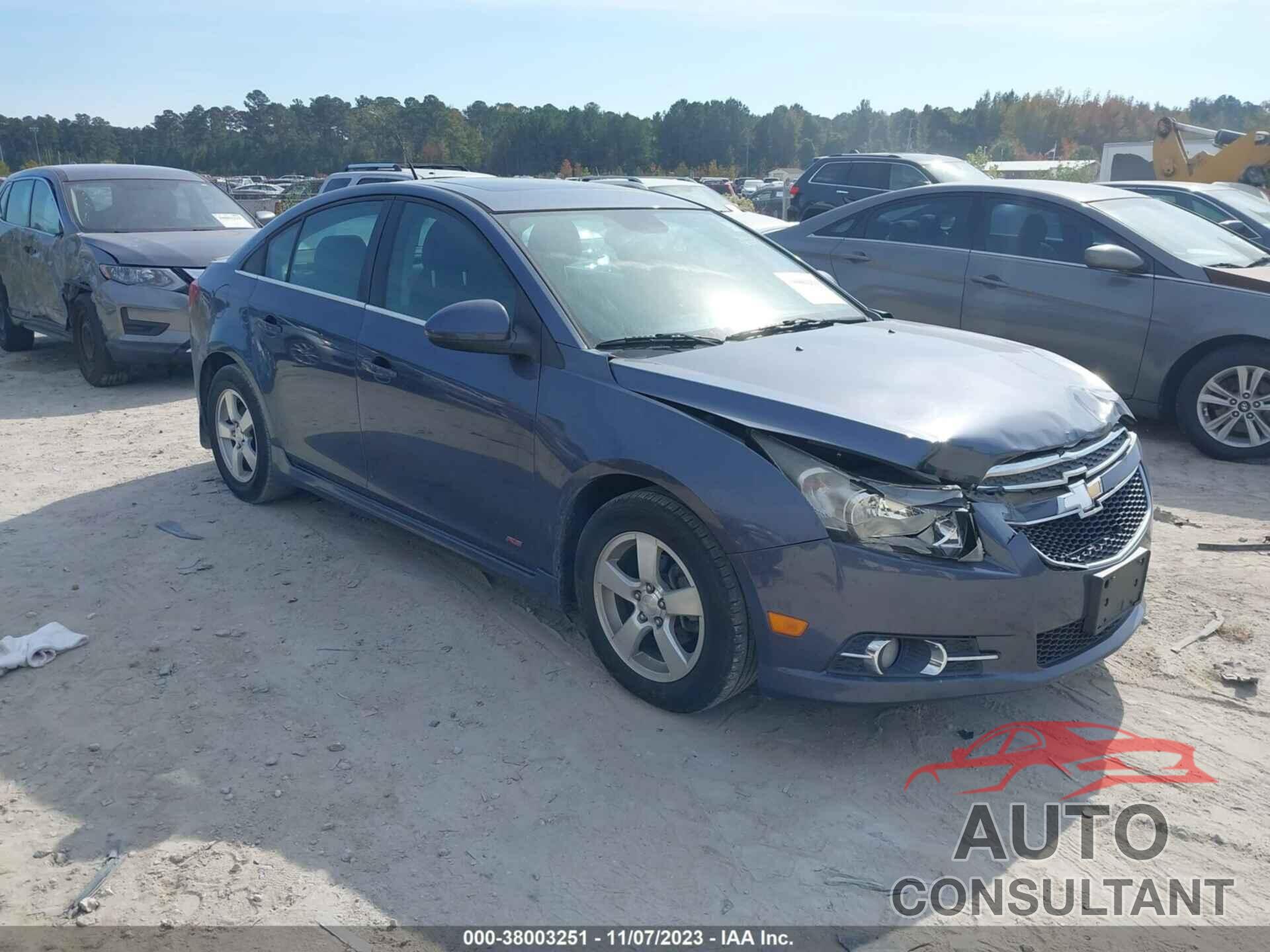 CHEVROLET CRUZE 2014 - 1G1PC5SB3E7203425