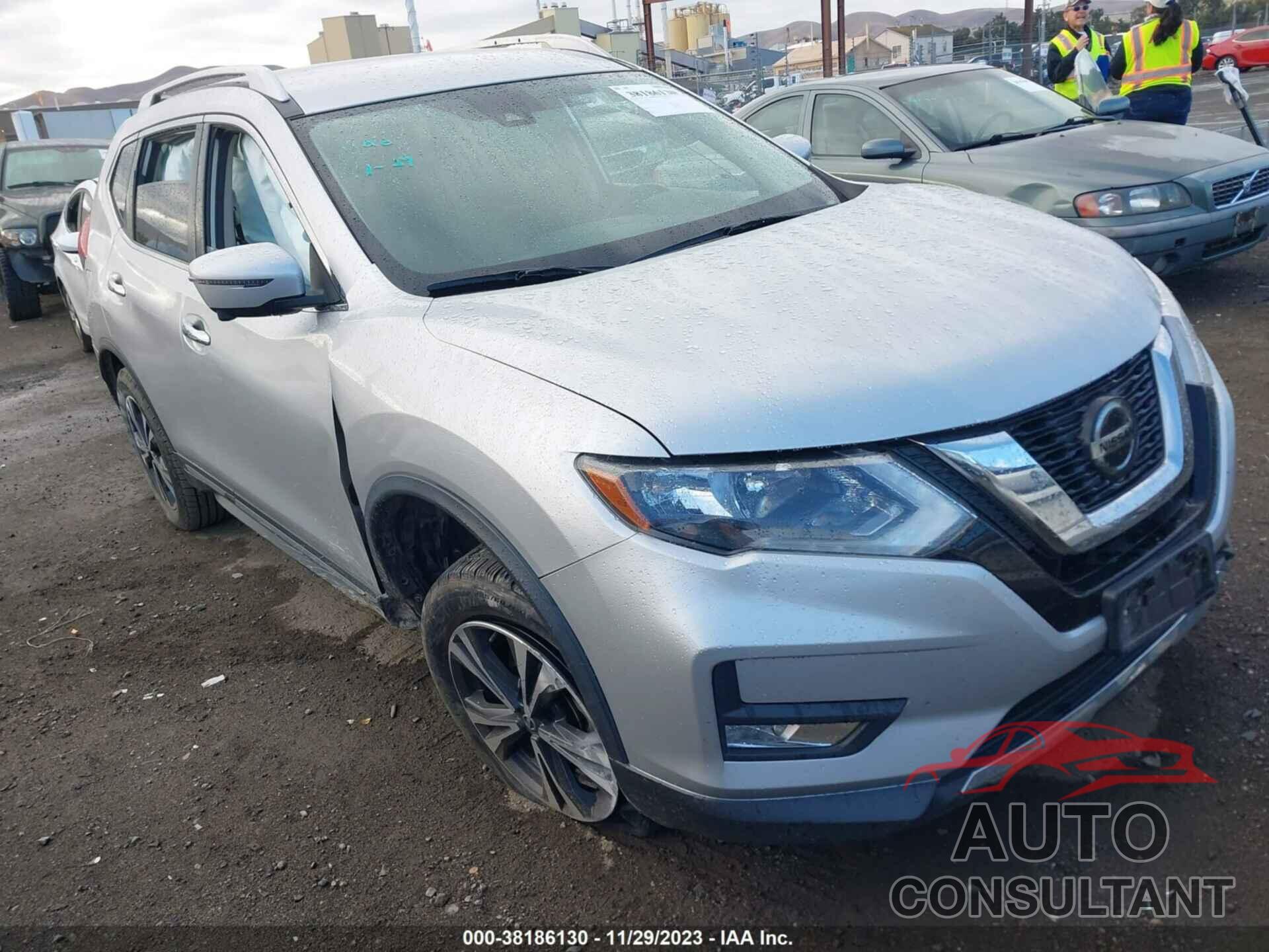 NISSAN ROGUE 2018 - JN8AT2MV6JW319550