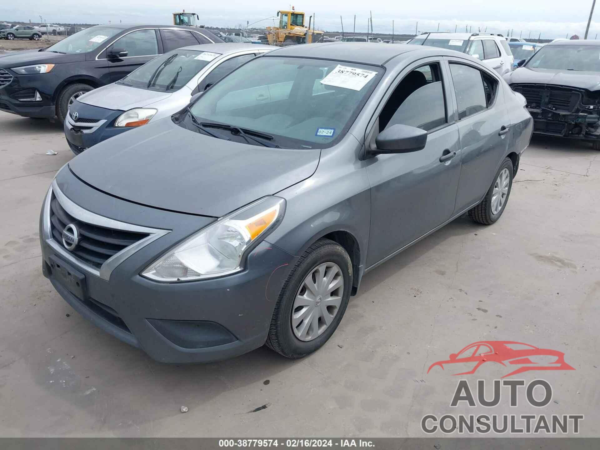 NISSAN VERSA 2018 - 3N1CN7AP9JL810480