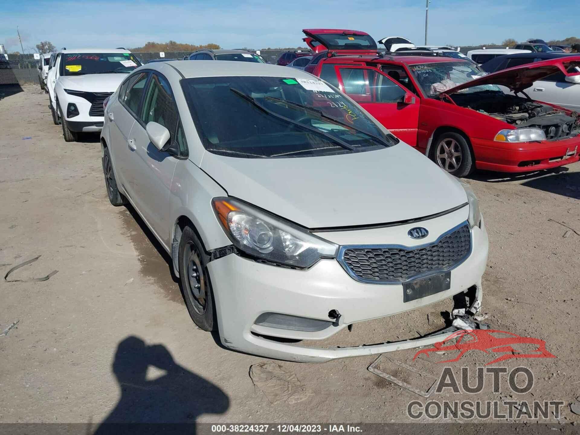 KIA FORTE 2015 - KNAFK4A60F5402124