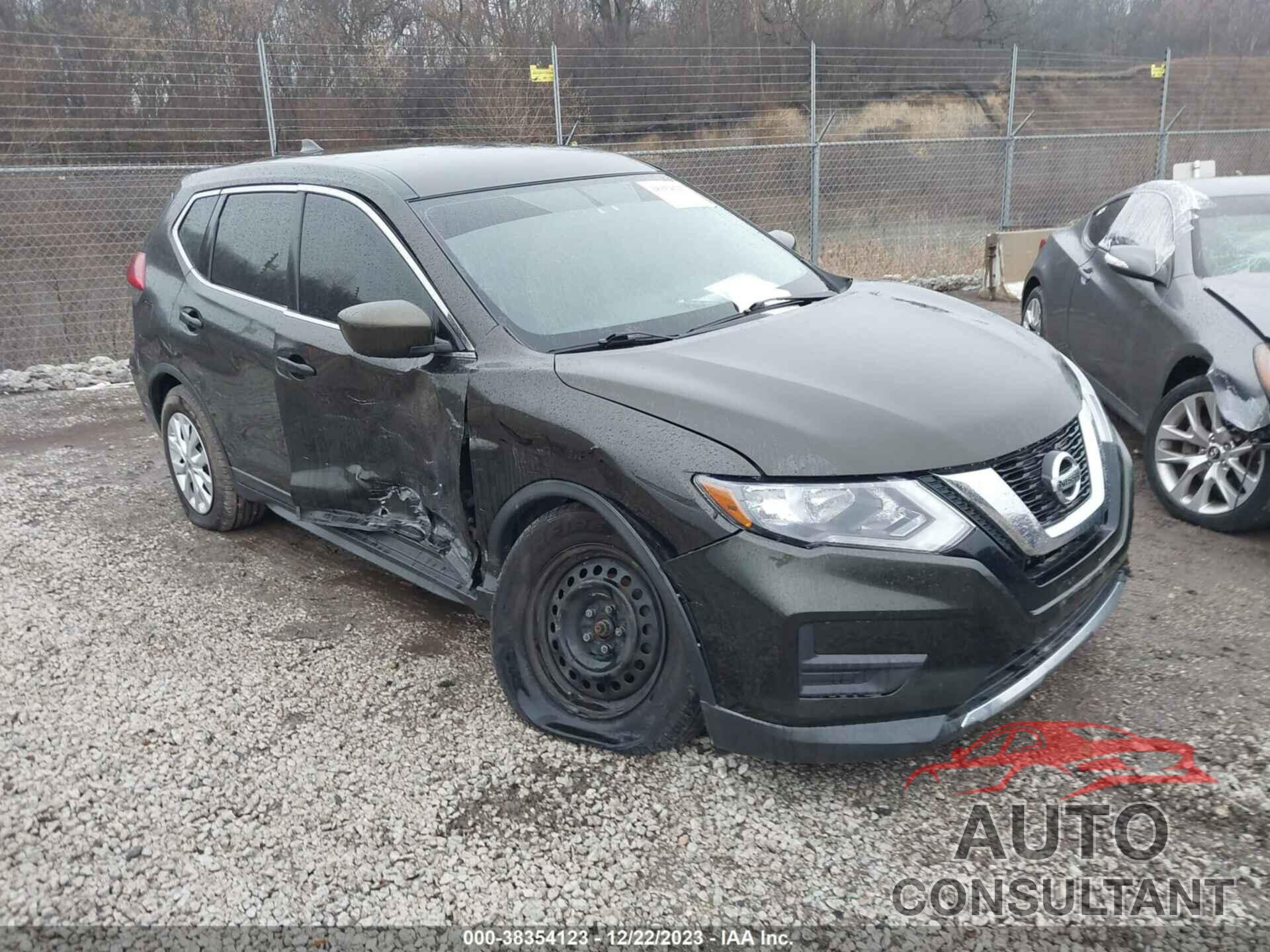 NISSAN ROGUE 2017 - KNMAT2MV9HP532427