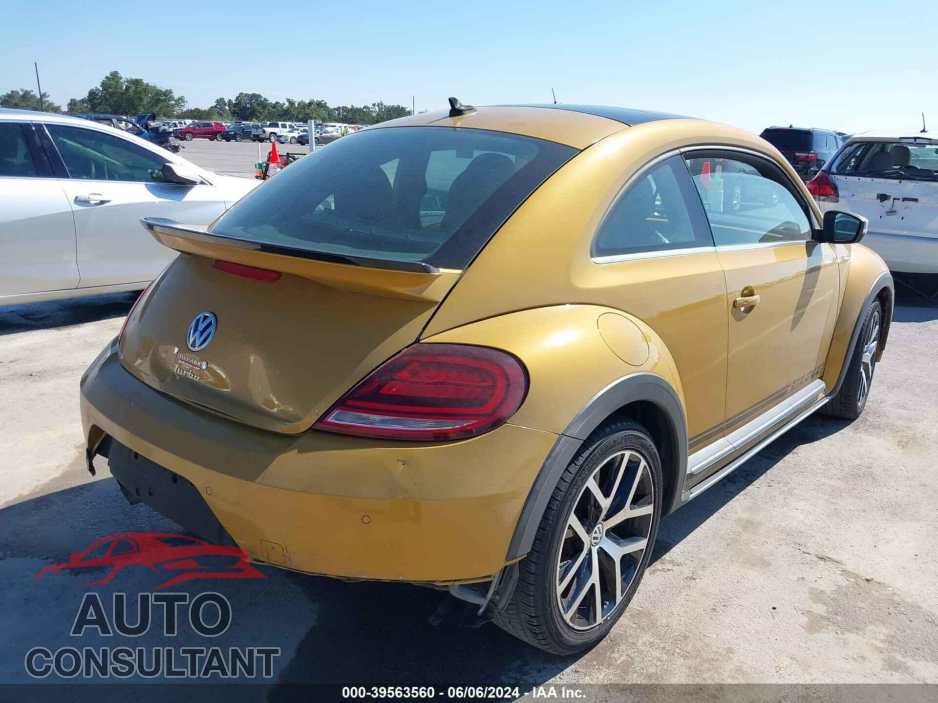 VOLKSWAGEN BEETLE 2017 - 3VWS17AT9HM615840