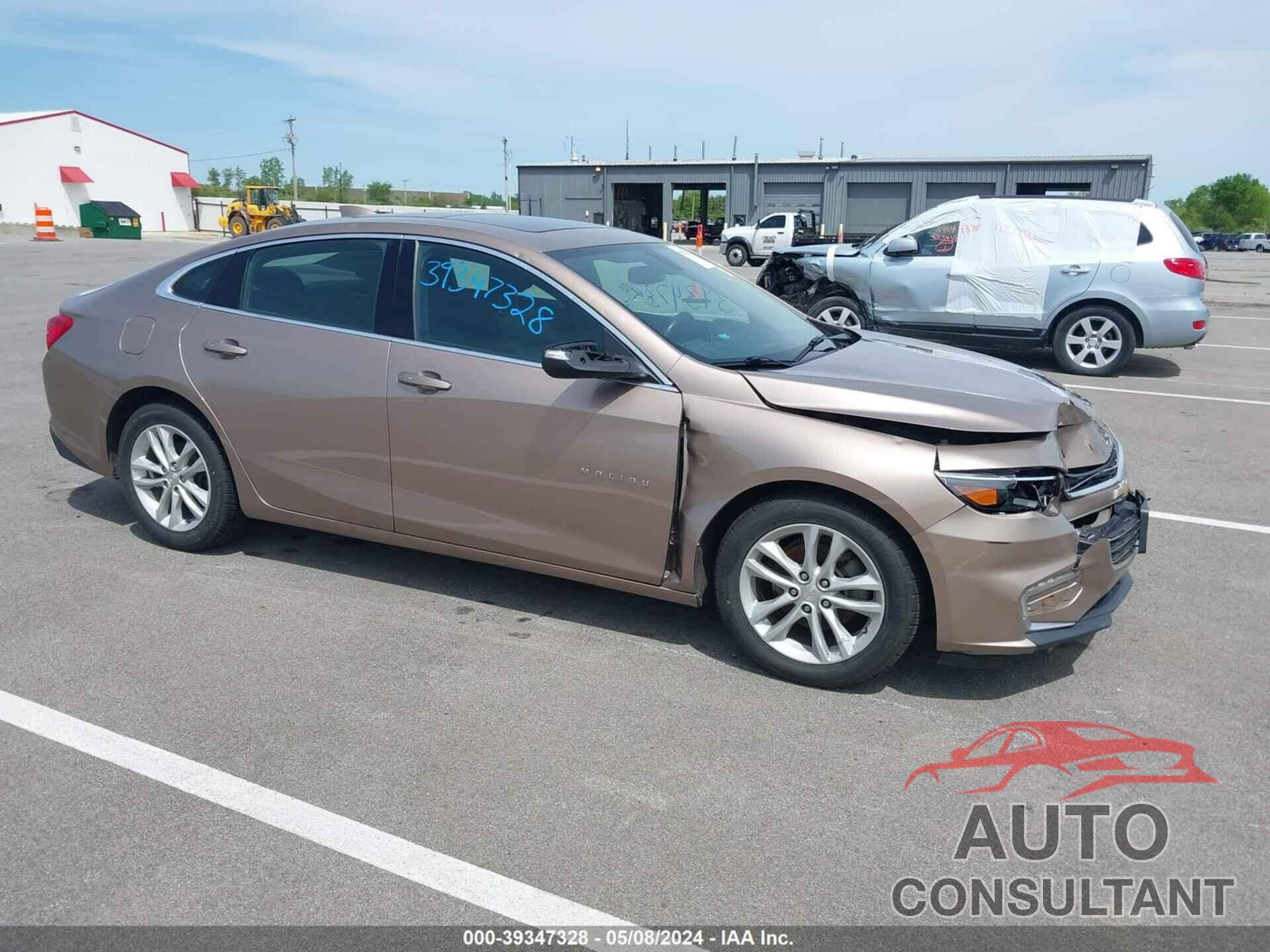 CHEVROLET MALIBU 2018 - 1G1ZD5ST7JF152252