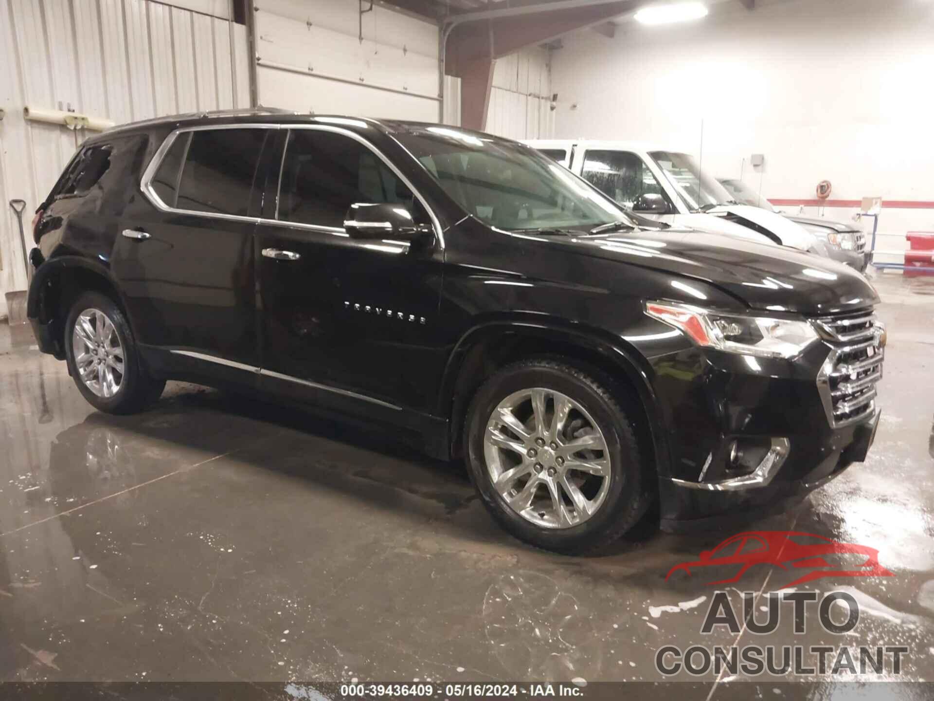 CHEVROLET TRAVERSE 2018 - 1GNEVKKW8JJ167357