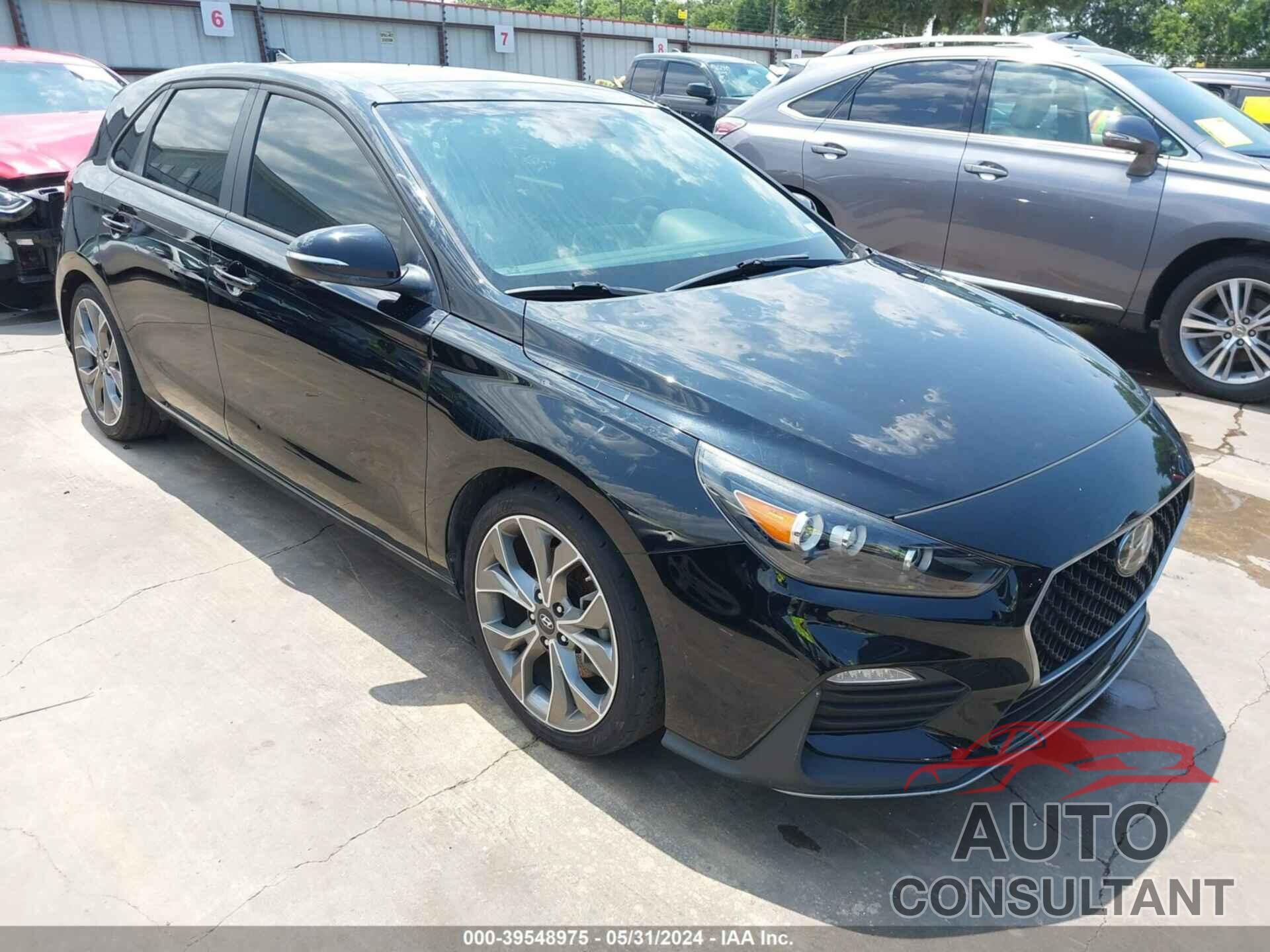 HYUNDAI ELANTRA GT 2019 - KMHH55LC6KU116592