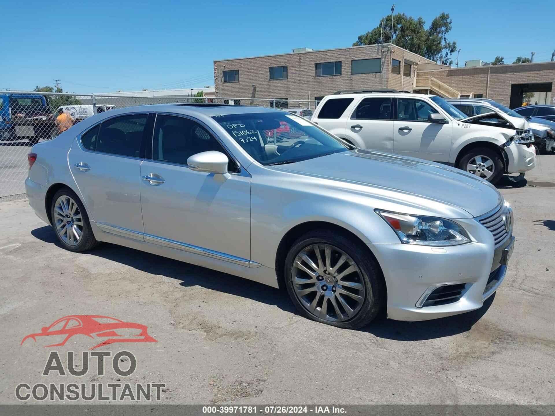 LEXUS LS 460 2016 - JTHBL5EF3G5139982