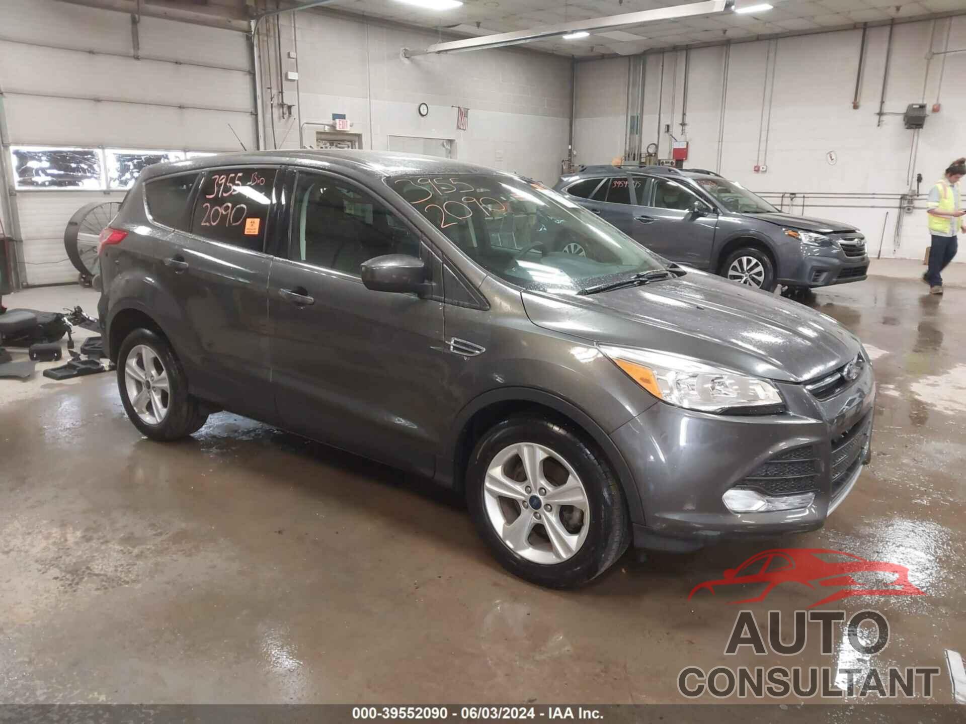 FORD ESCAPE 2016 - 1FMCU0G70GUA45815