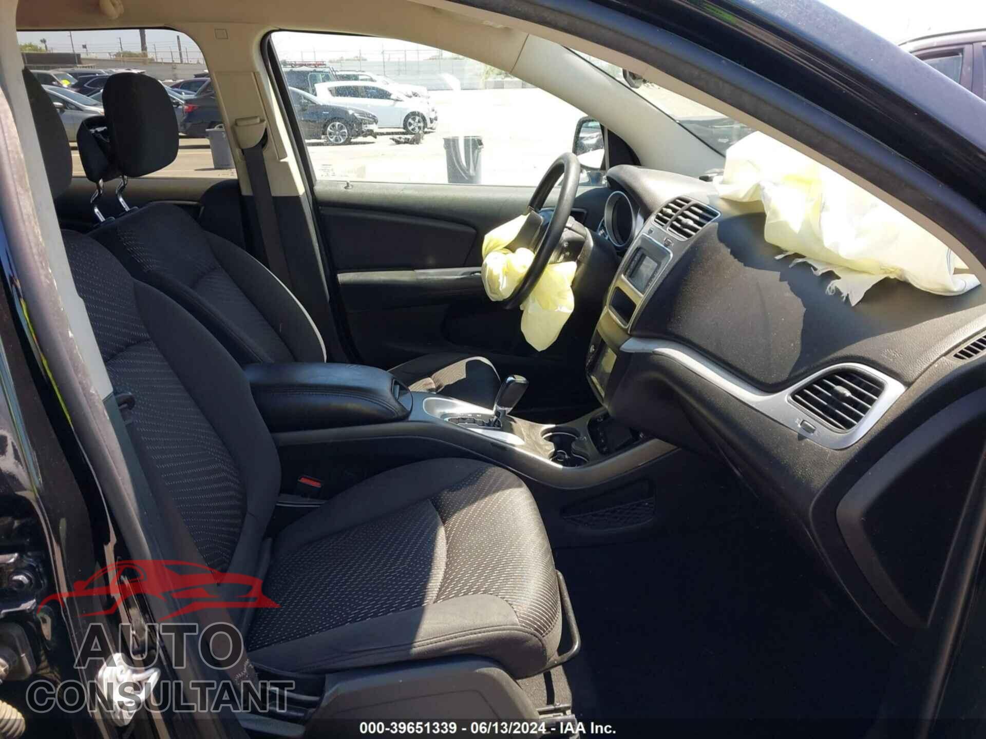 DODGE JOURNEY 2017 - 3C4PDCBG0HT591380