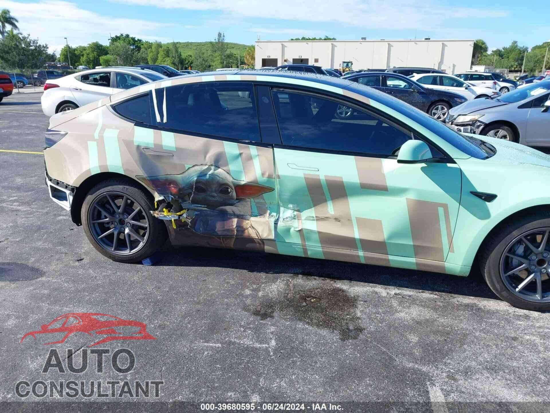 TESLA MODEL 3 2023 - 5YJ3E1EA6PF502979