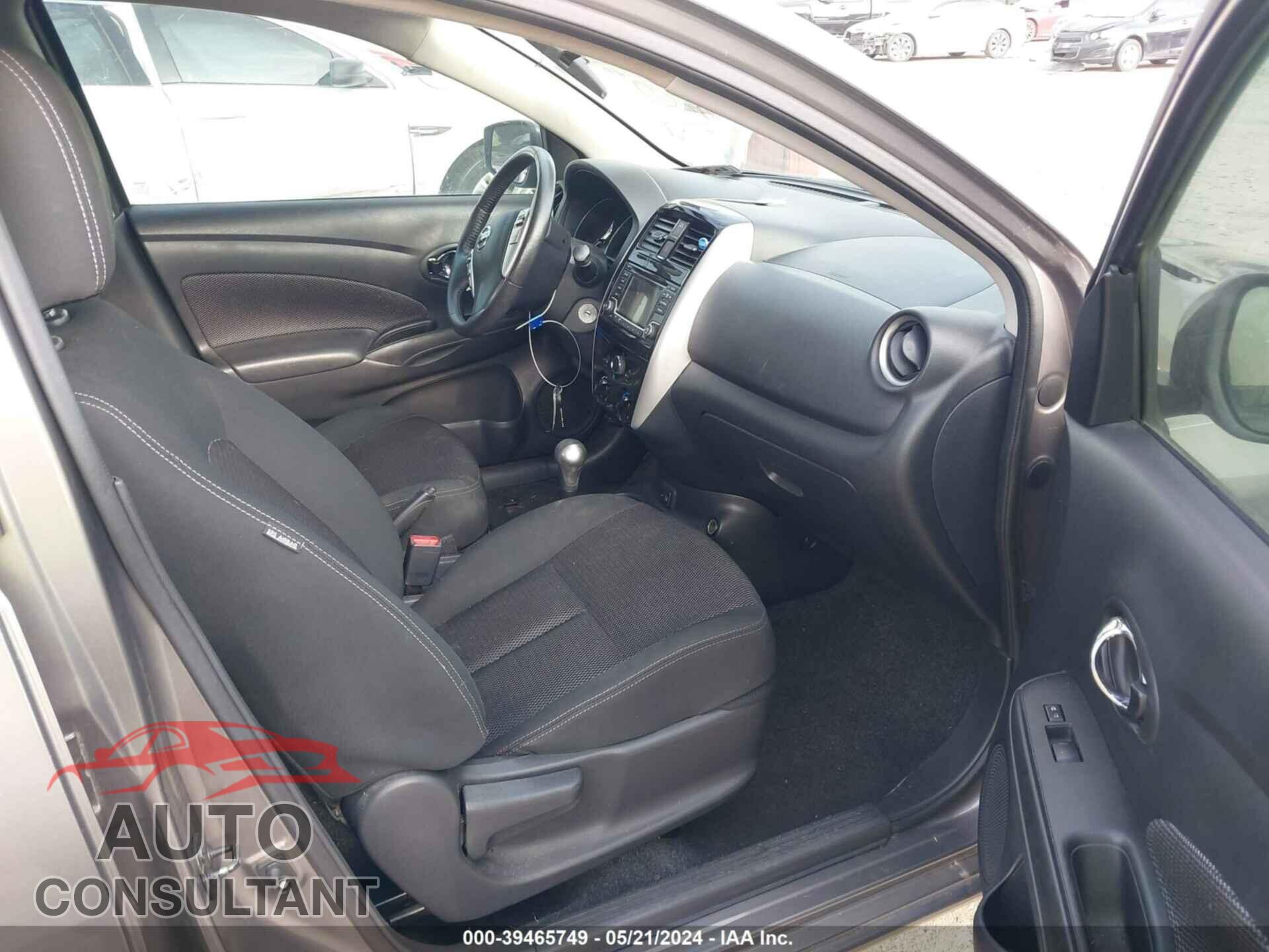 NISSAN VERSA 2017 - 3N1CN7AP3HL886383