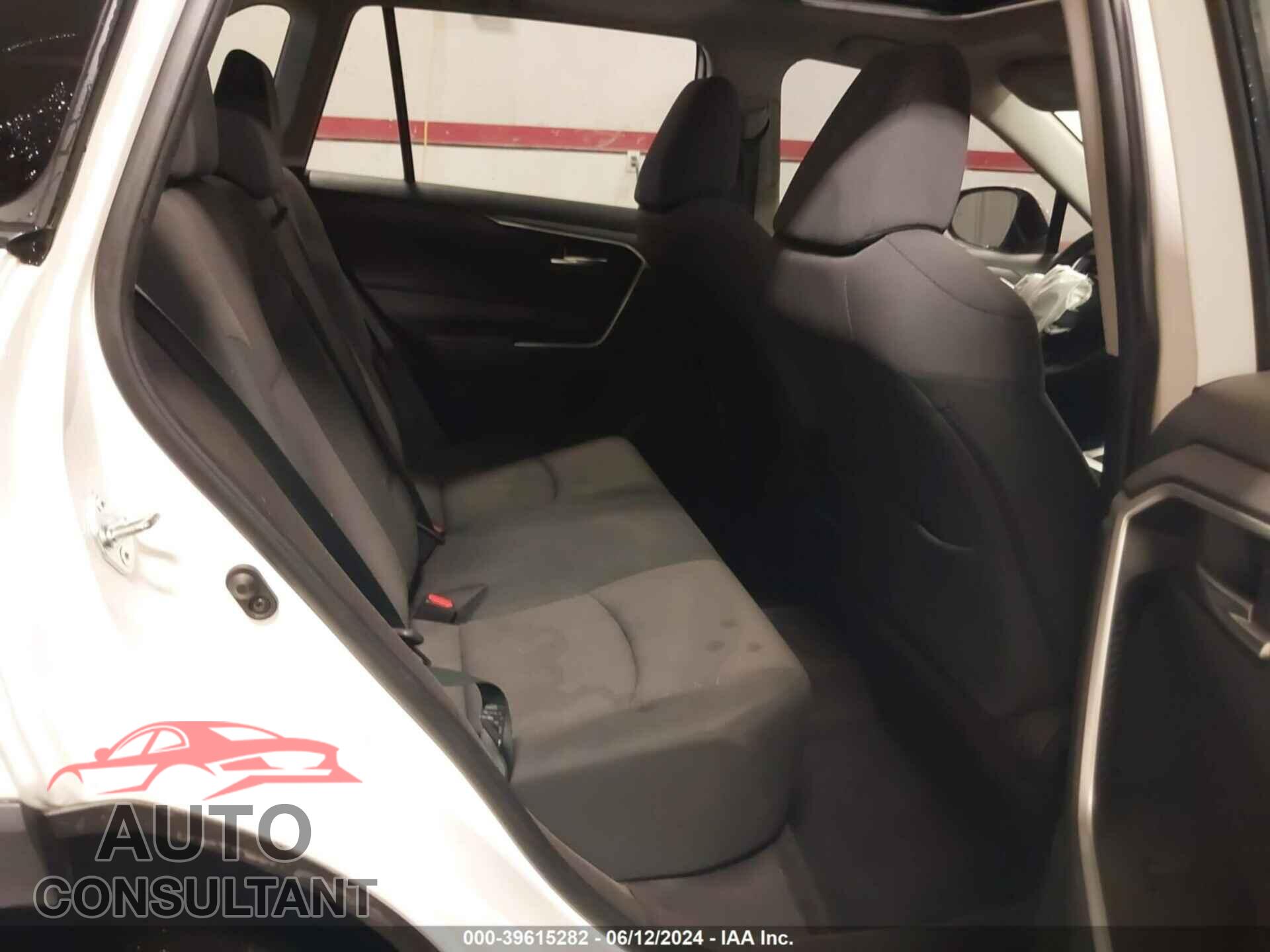 TOYOTA RAV4 2019 - JTMP1RFV8KD510725