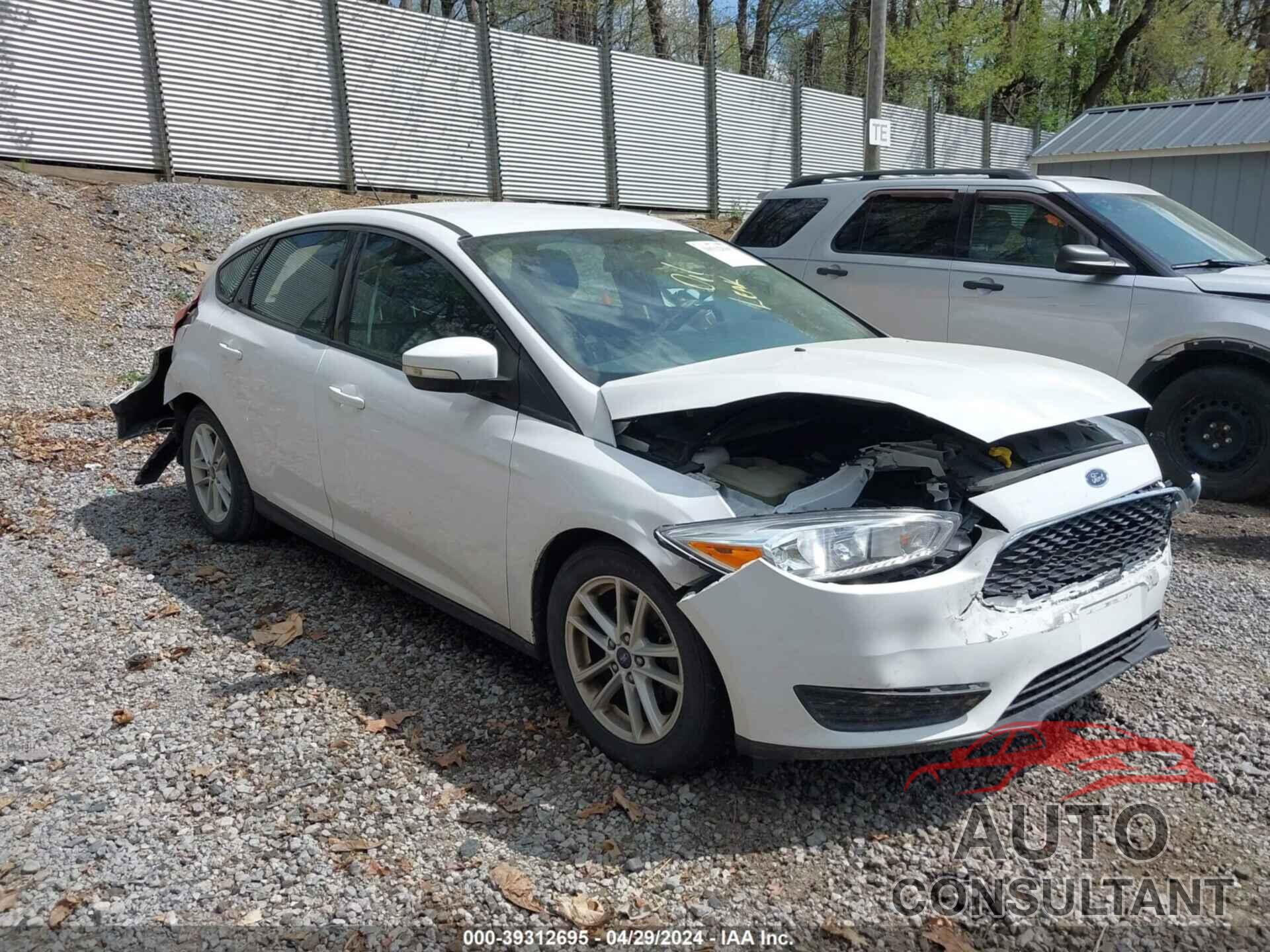 FORD FOCUS 2018 - 1FADP3K24JL310106