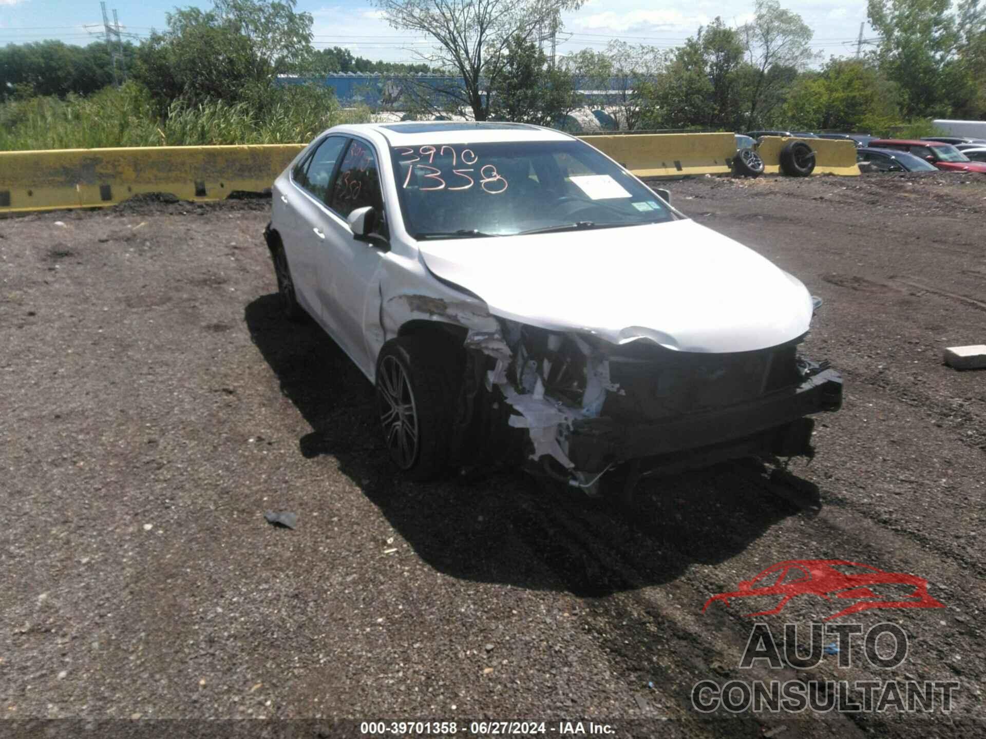 TOYOTA CAMRY 2016 - 4T1BF1FK1GU157010