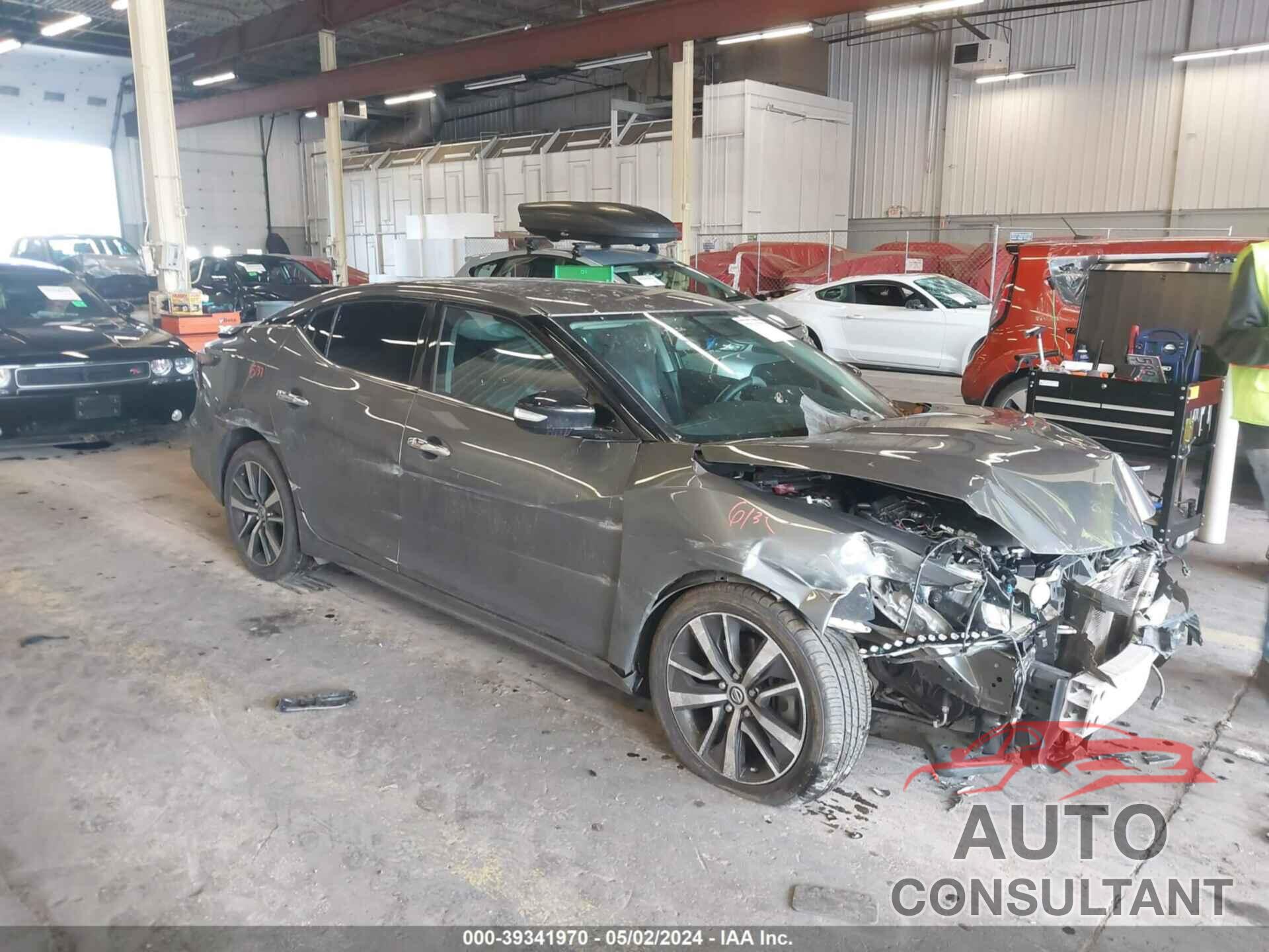 NISSAN MAXIMA 2019 - 1N4AA6AV1KC369763