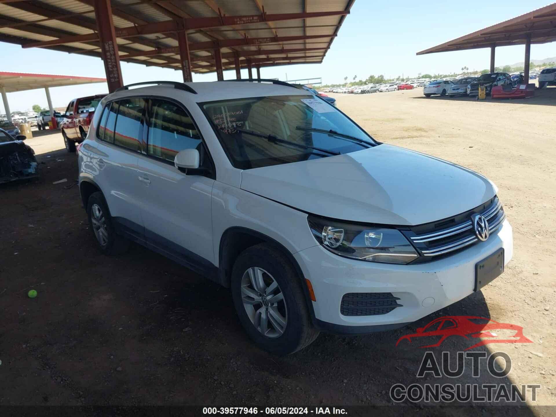 VOLKSWAGEN TIGUAN 2017 - WVGBV7AX4HK029737