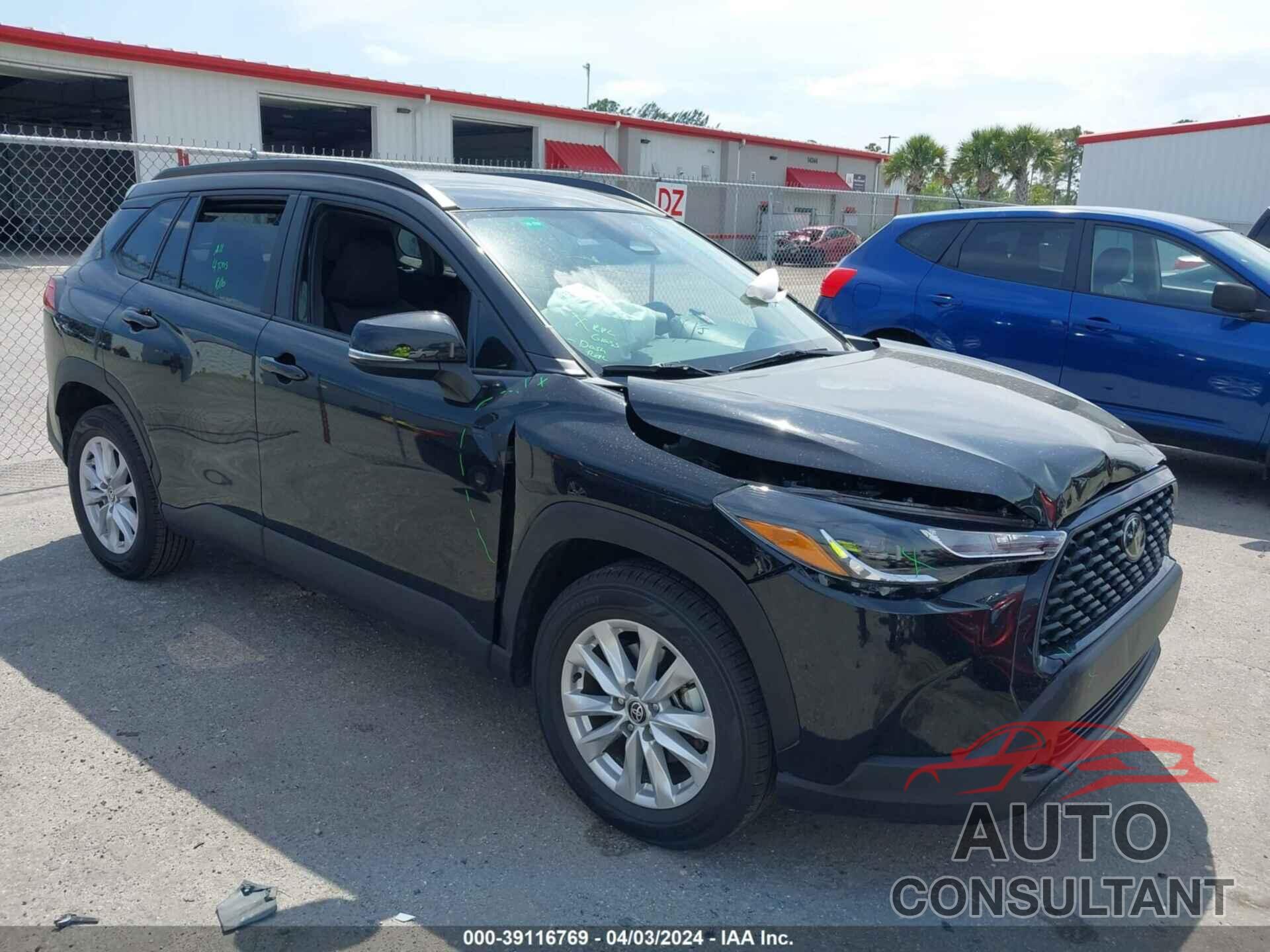 TOYOTA COROLLA CROSS 2023 - 7MUCAAAG5PV039739
