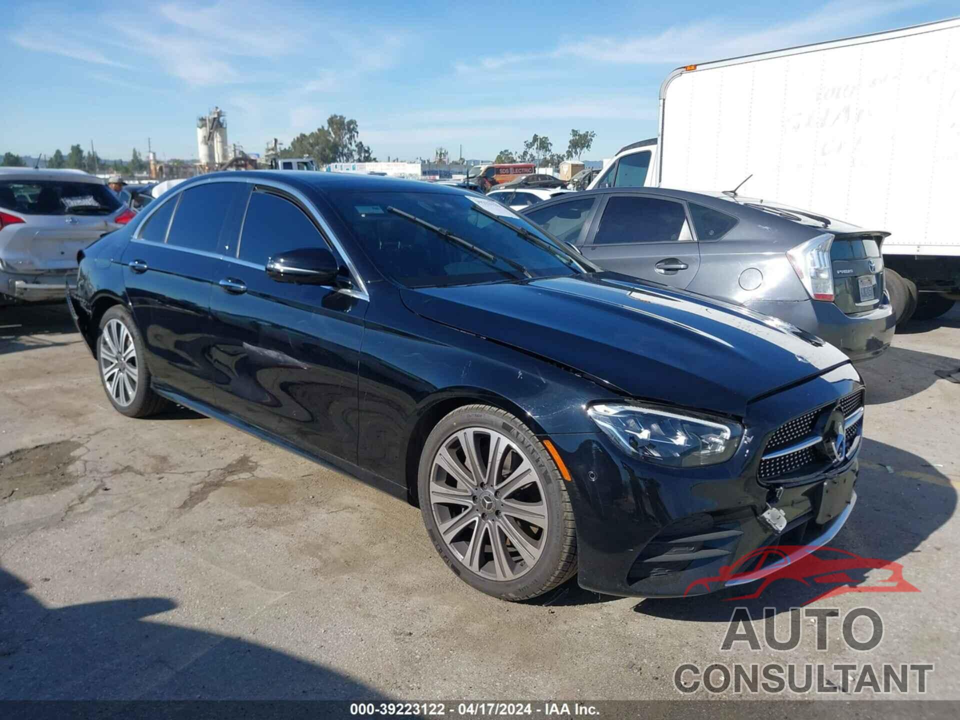 MERCEDES-BENZ E 350 2023 - W1KZF8DB5PB110627