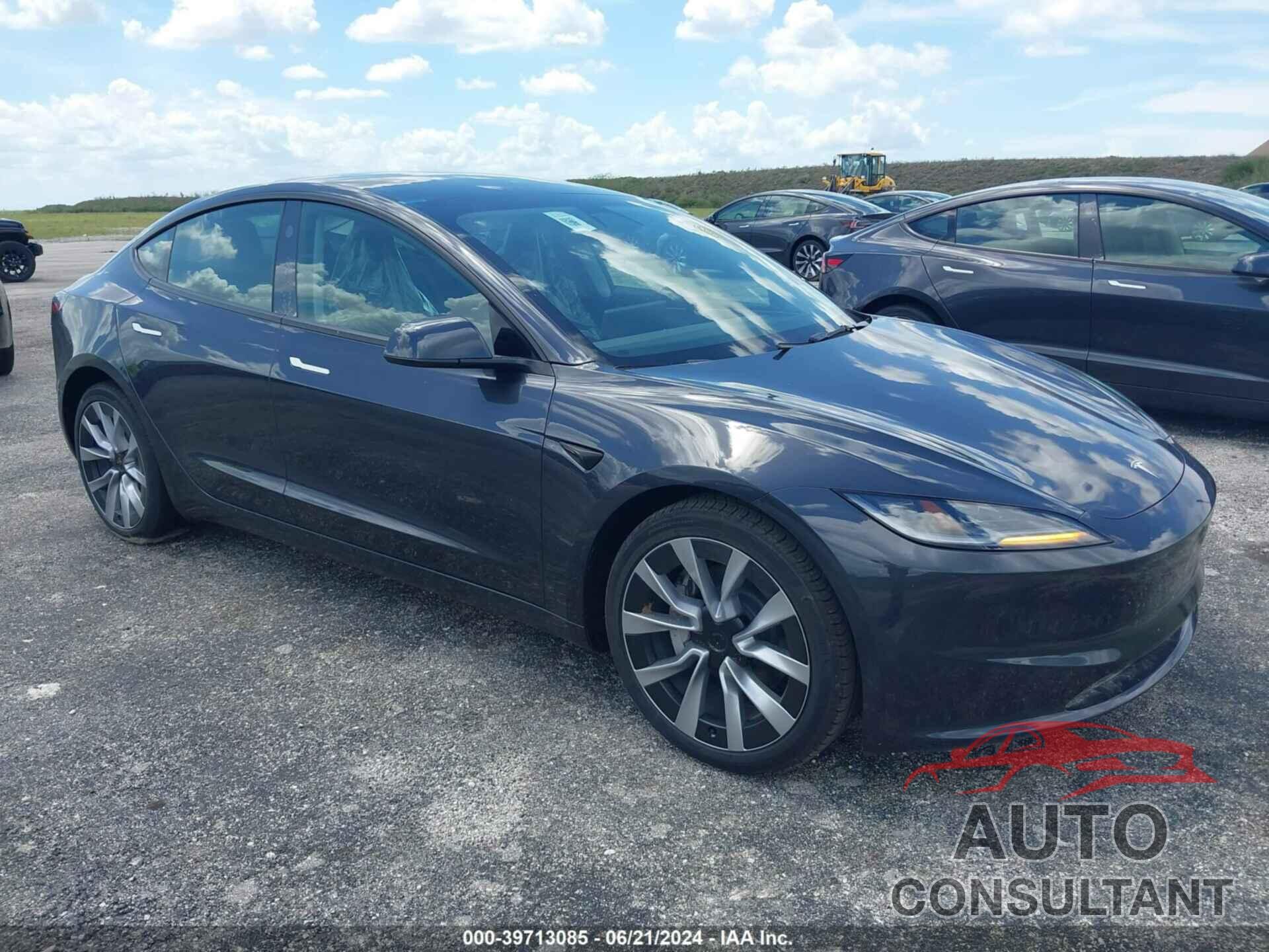 TESLA MODEL 3 2024 - 5YJ3E1EAXRF752745