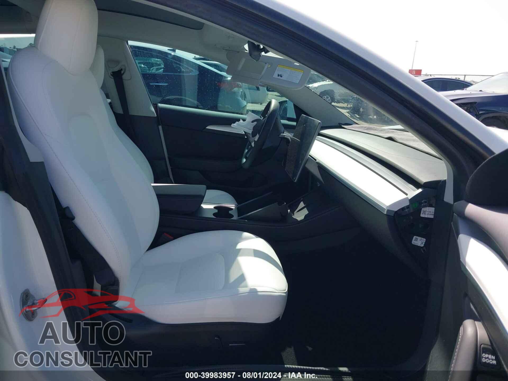 TESLA MODEL 3 2023 - 5YJ3E1EA8PF477860