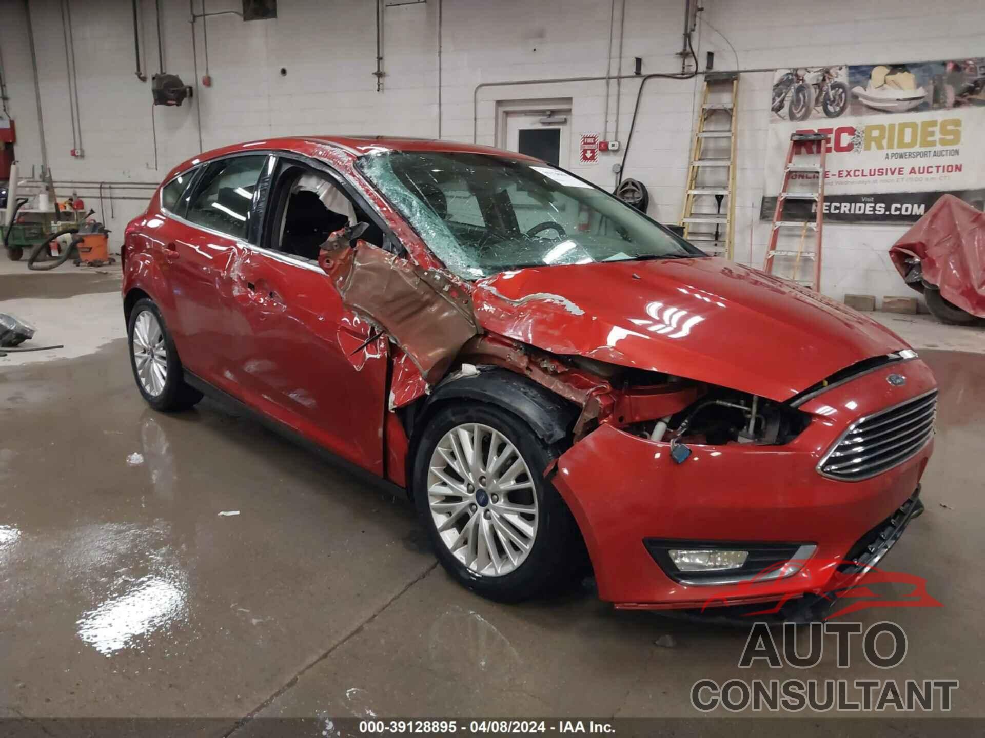 FORD FOCUS 2018 - 1FADP3N29JL279639