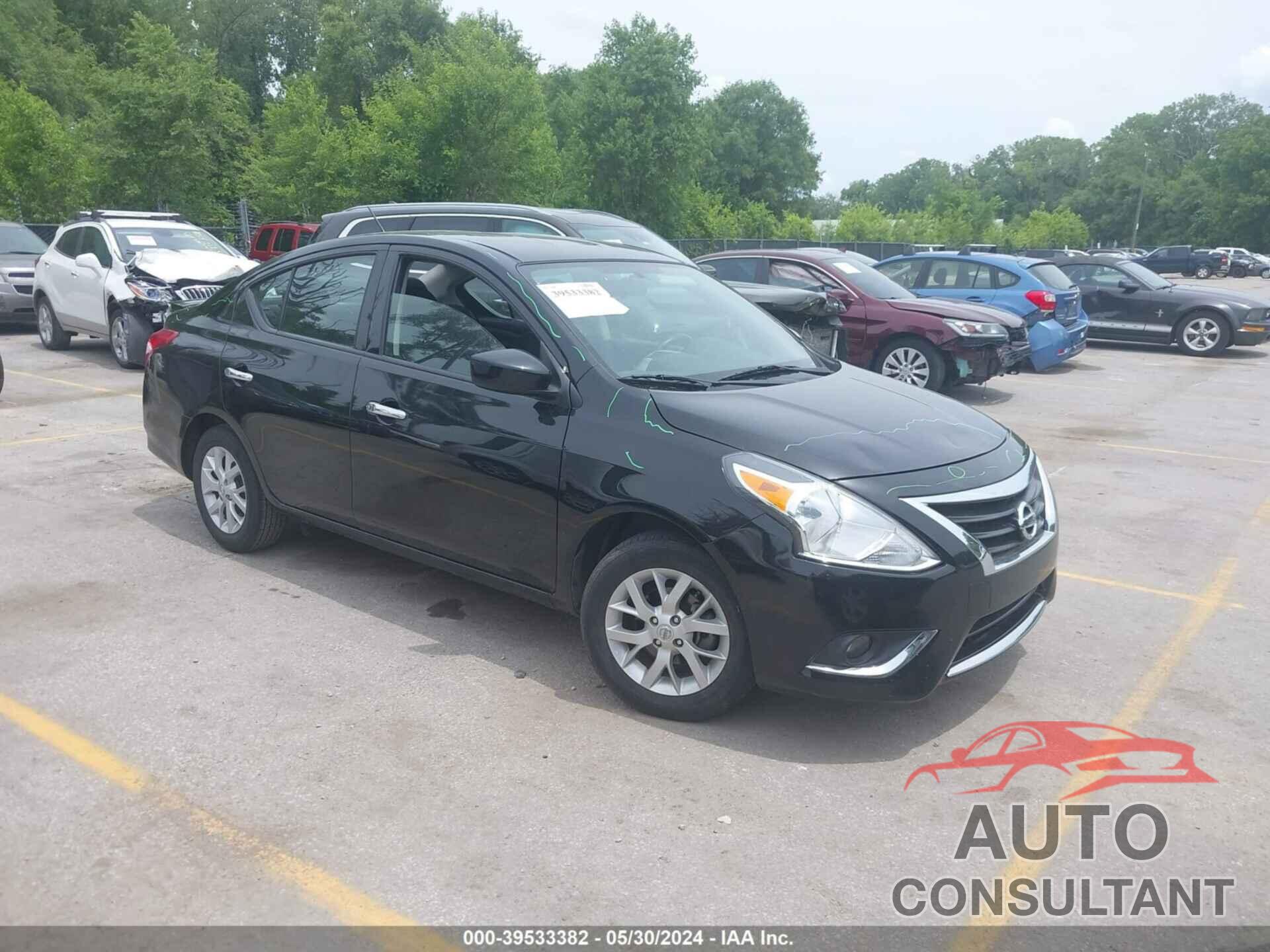 NISSAN VERSA 2018 - 3N1CN7AP1JL870365