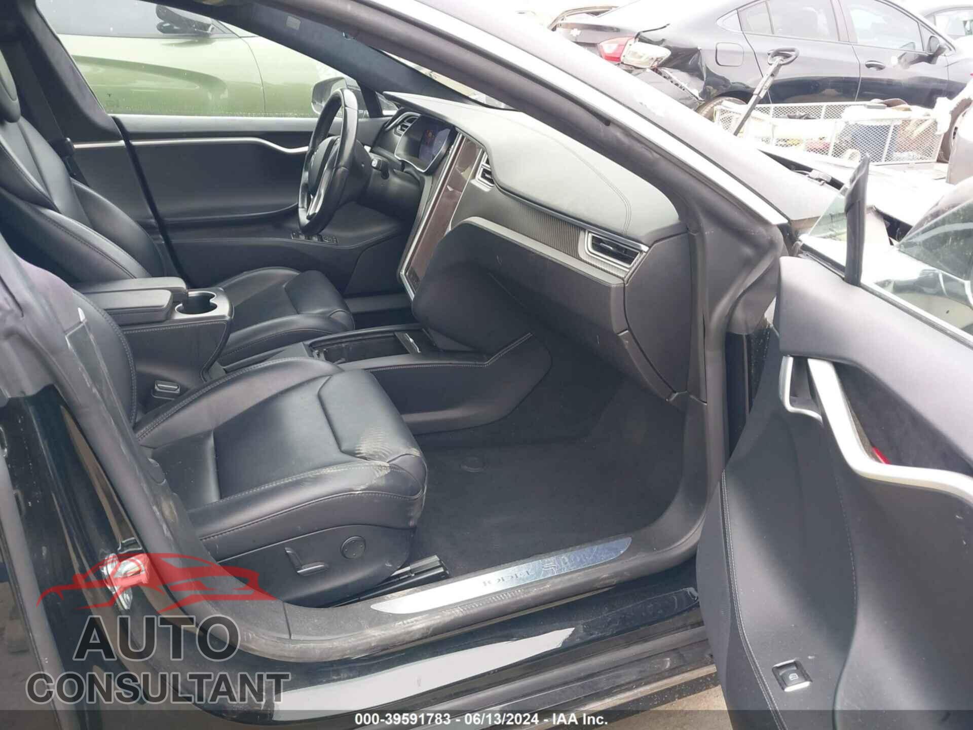 TESLA MODEL S 2018 - 5YJSA1E4XJF247018