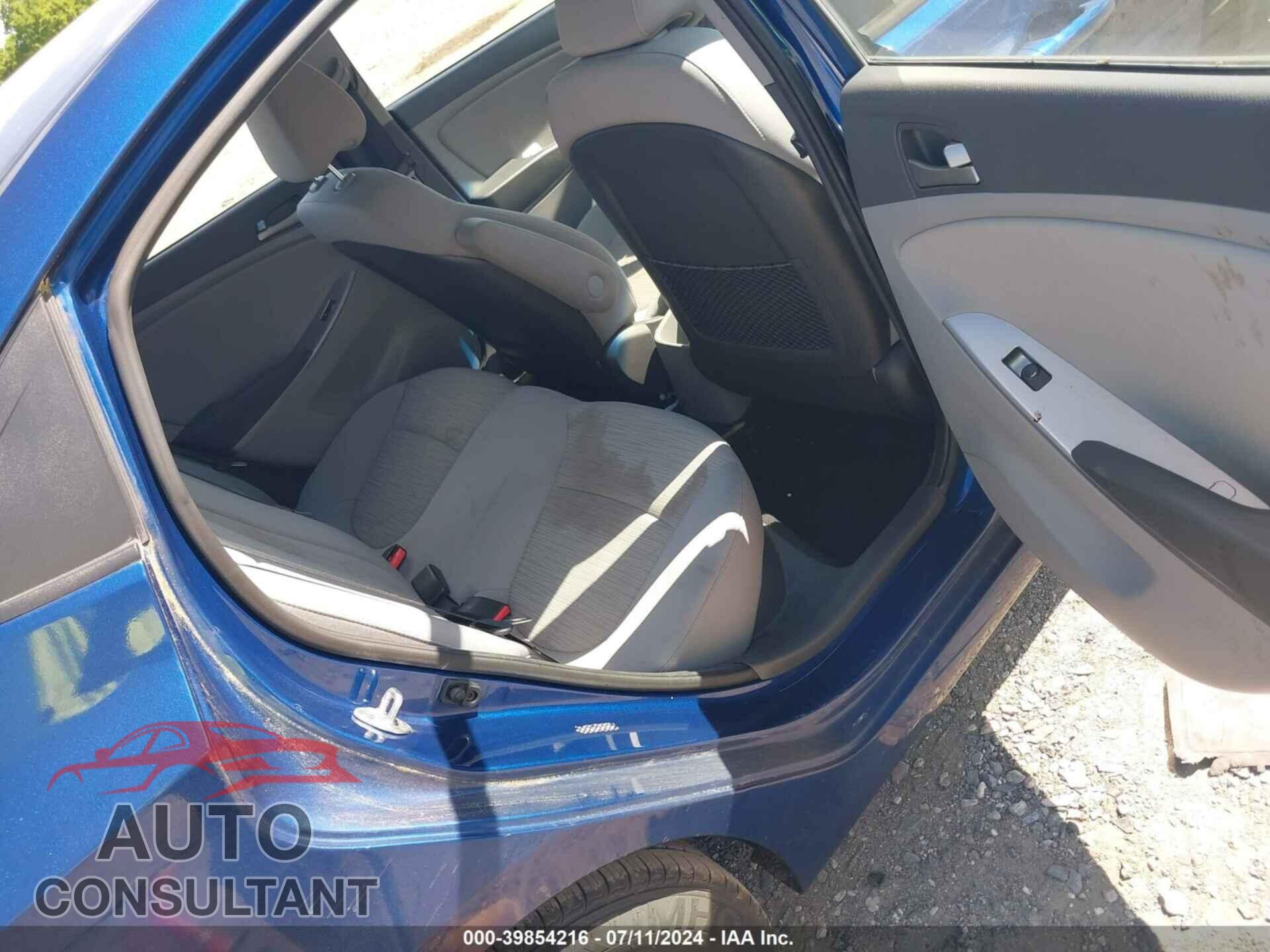 HYUNDAI ACCENT 2017 - KMHCT4AE5HU170151