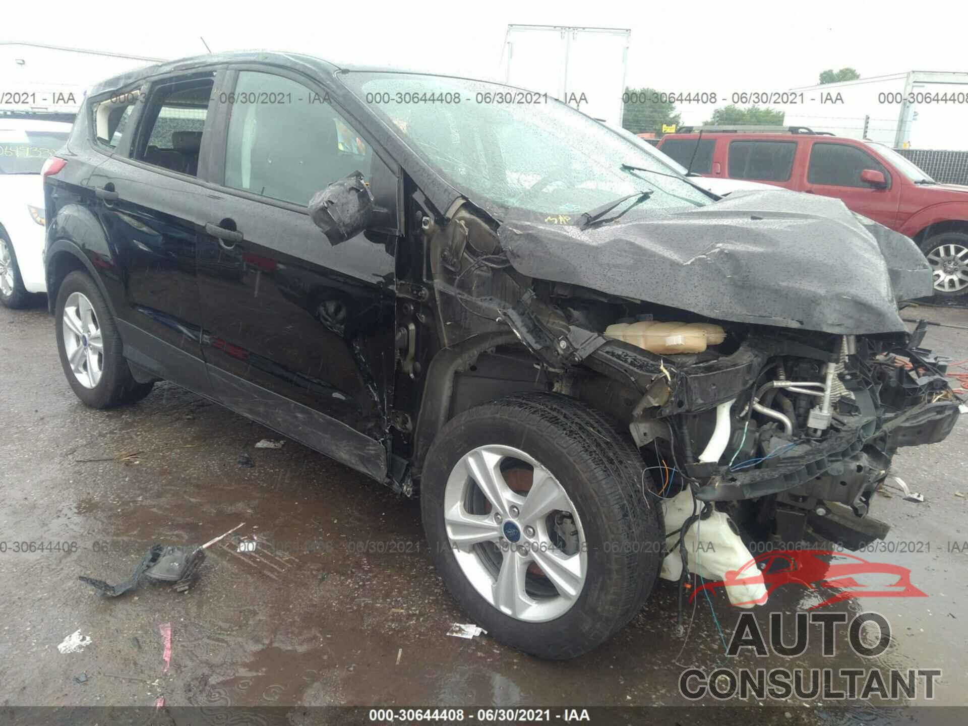 FORD ESCAPE 2016 - 1FMCU0F70GUB58861