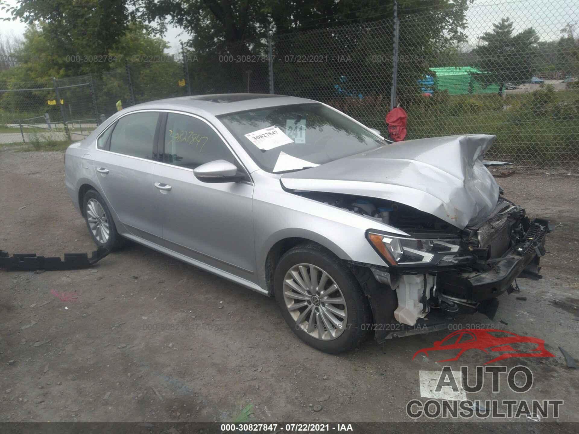 VOLKSWAGEN PASSAT 2017 - 1VWBT7A36HC012470