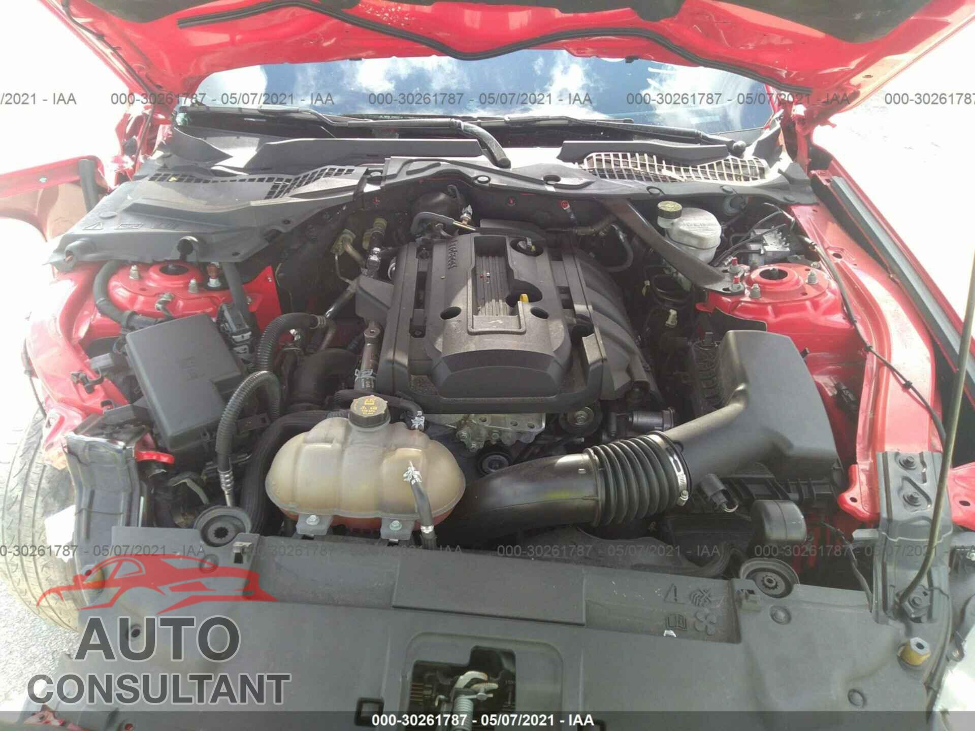 FORD MUSTANG 2019 - 1FATP8UH4K5179436