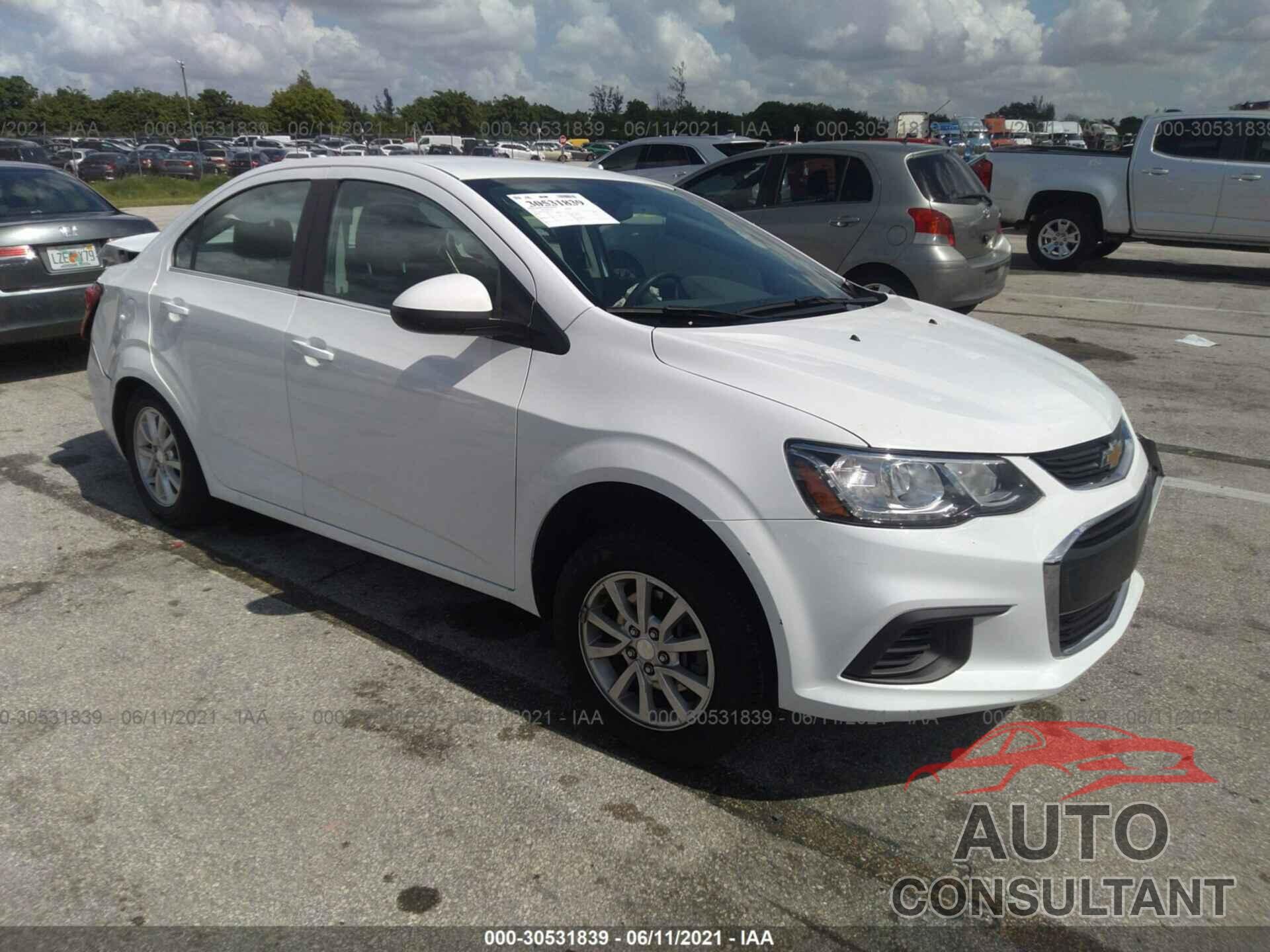 CHEVROLET SONIC 2017 - 1G1JD5SG0H4130745