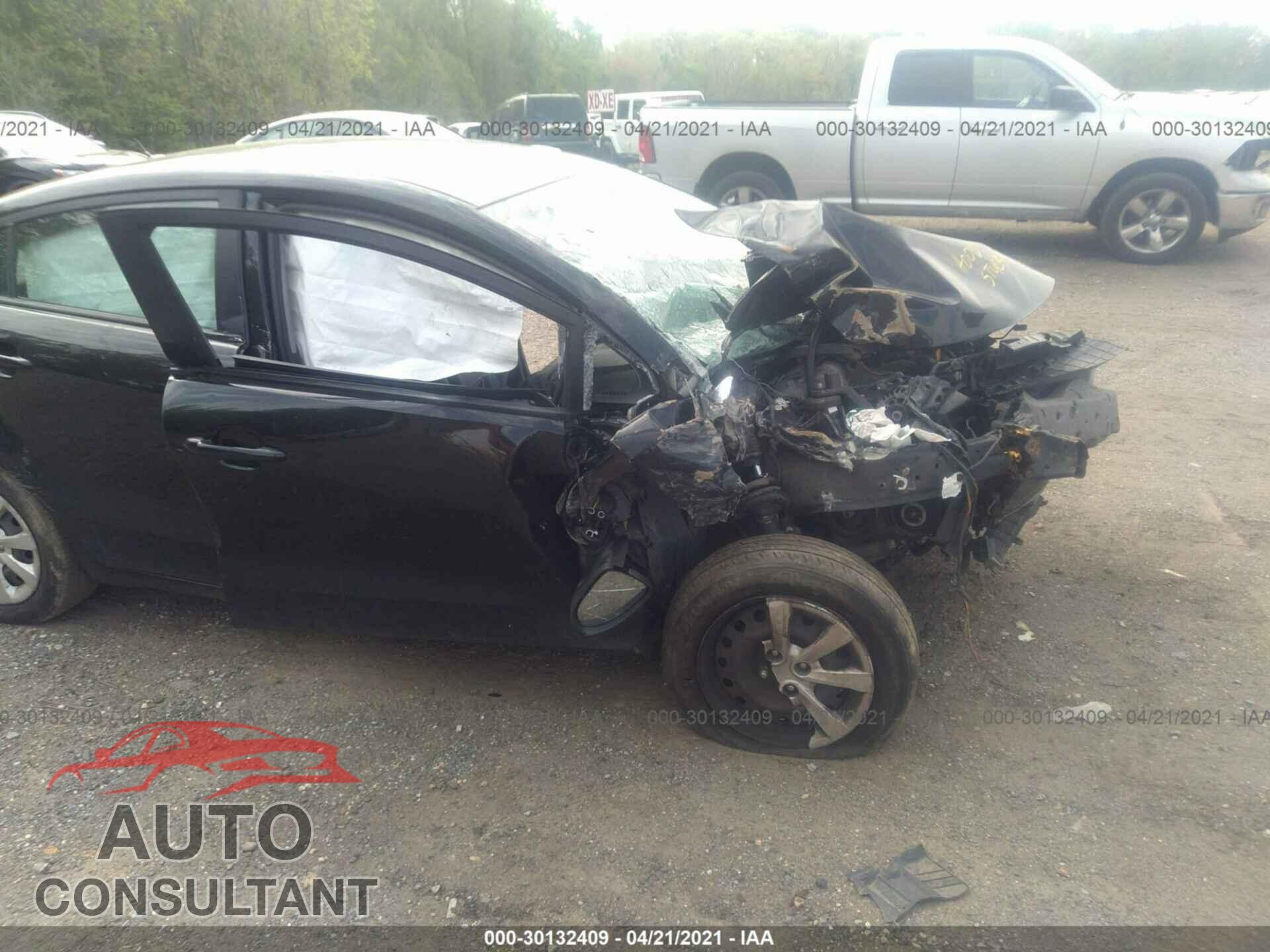 KIA RIO 2017 - KNADM4A33H6008959