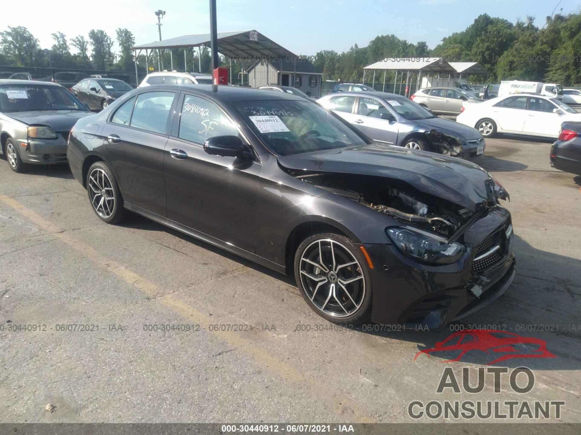 MERCEDES-BENZ E-CLASS 2021 - W1KZF5KB9MA882776