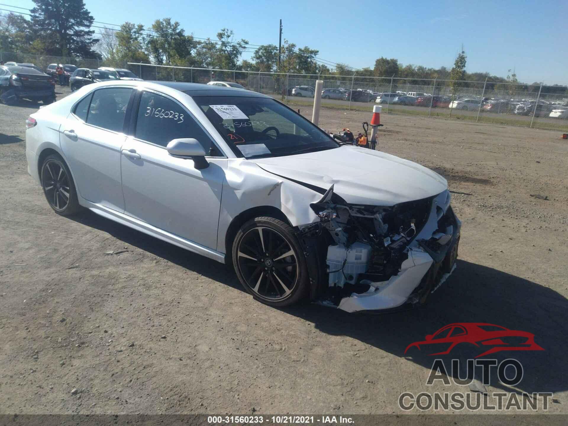 TOYOTA CAMRY 2018 - 4T1BZ1HK6JU020415