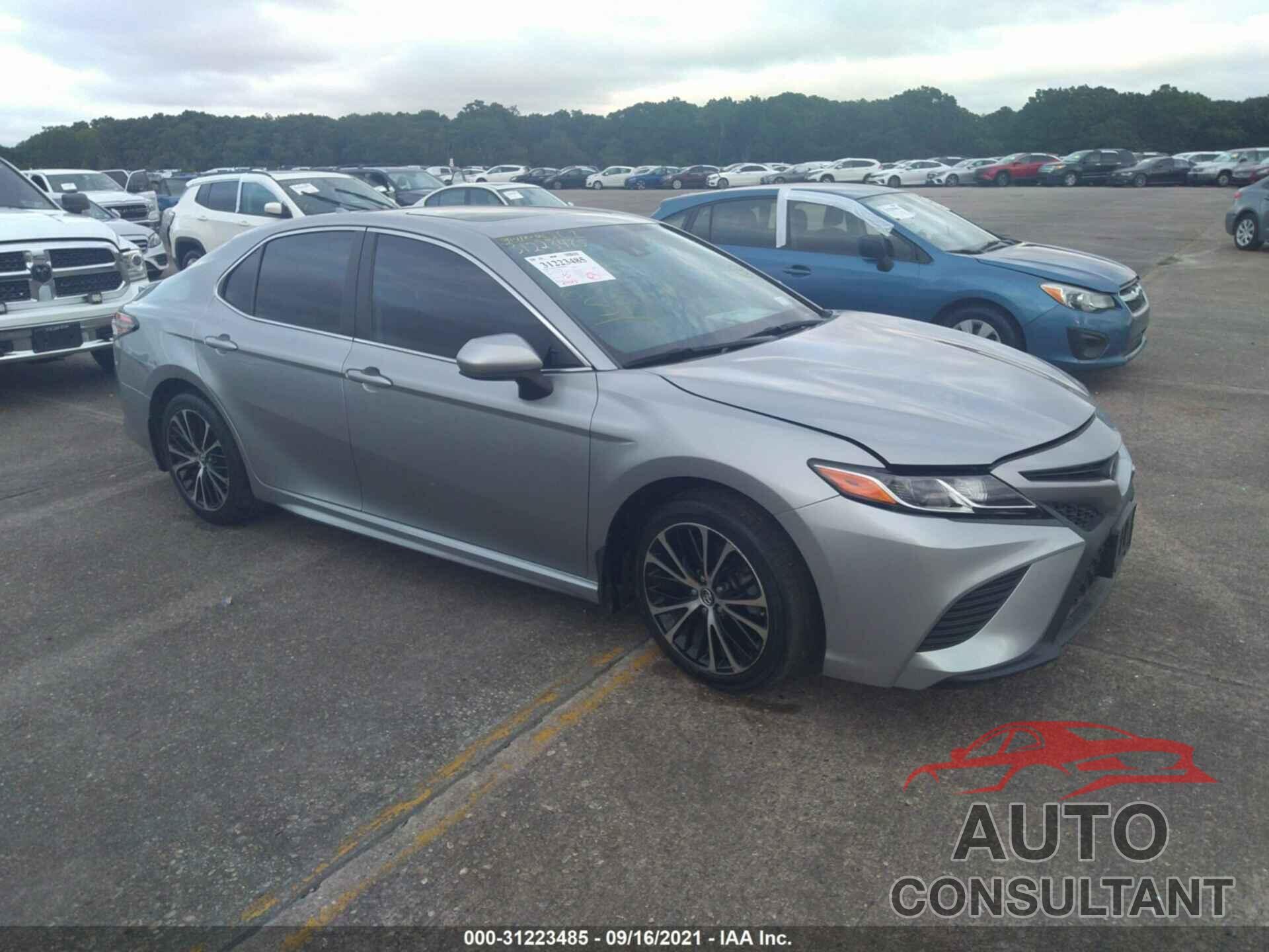 TOYOTA CAMRY 2019 - 4T1B11HK3KU737220
